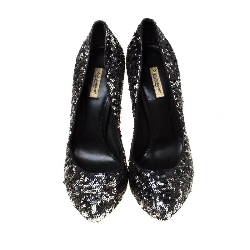 Exquisite and enchanting, these black pumps from Dolce&Gabbana are sure to add oodles of style to your wardrobe! Covered in sequins, these pumps feature round toes, comfortable leather insoles and 13 cm stiletto heels.

Includes: Original Dustbag

