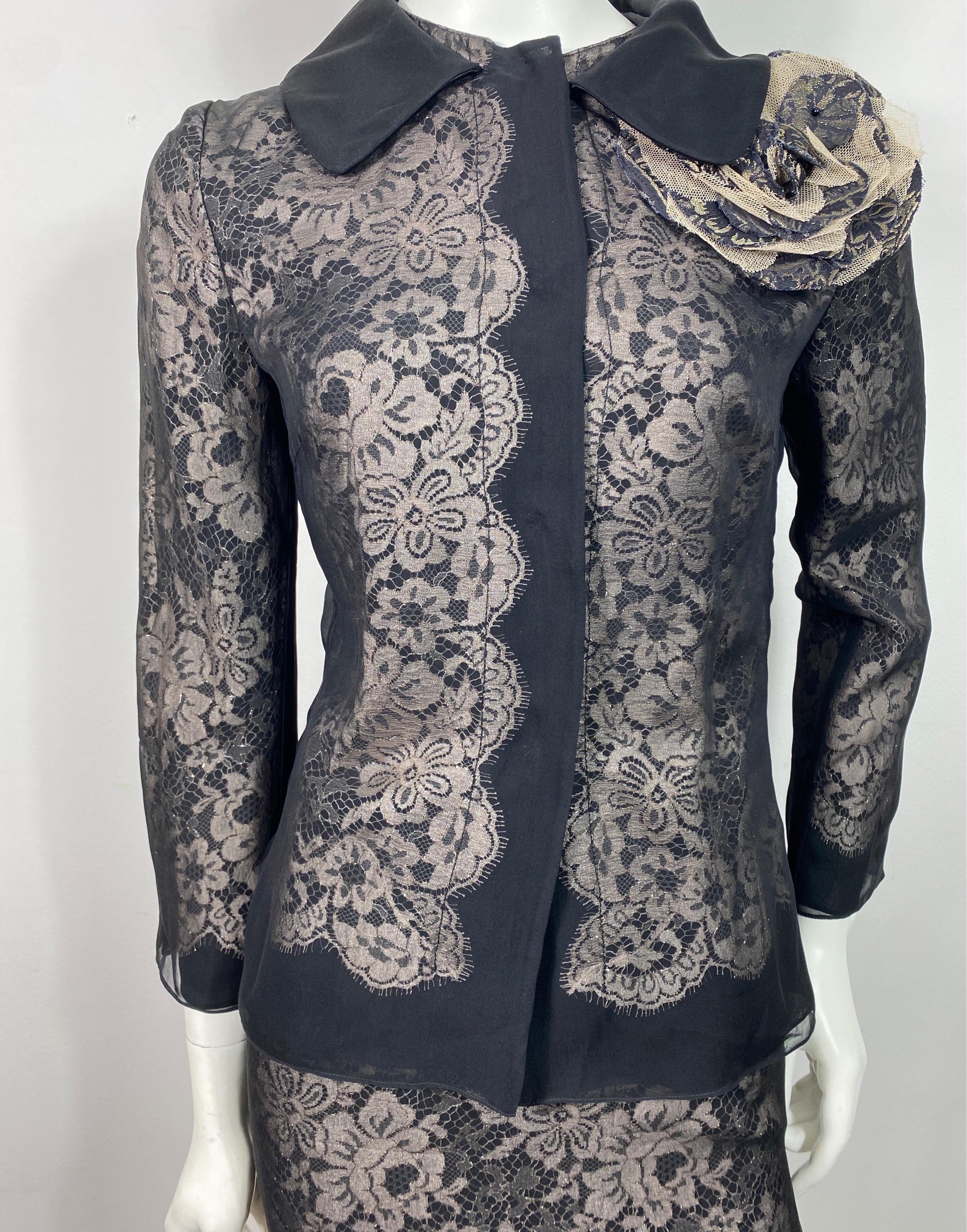 Dolce and Gabbana Black Silk and Gold Lace Skirt Suit - Size 40 For Sale 2