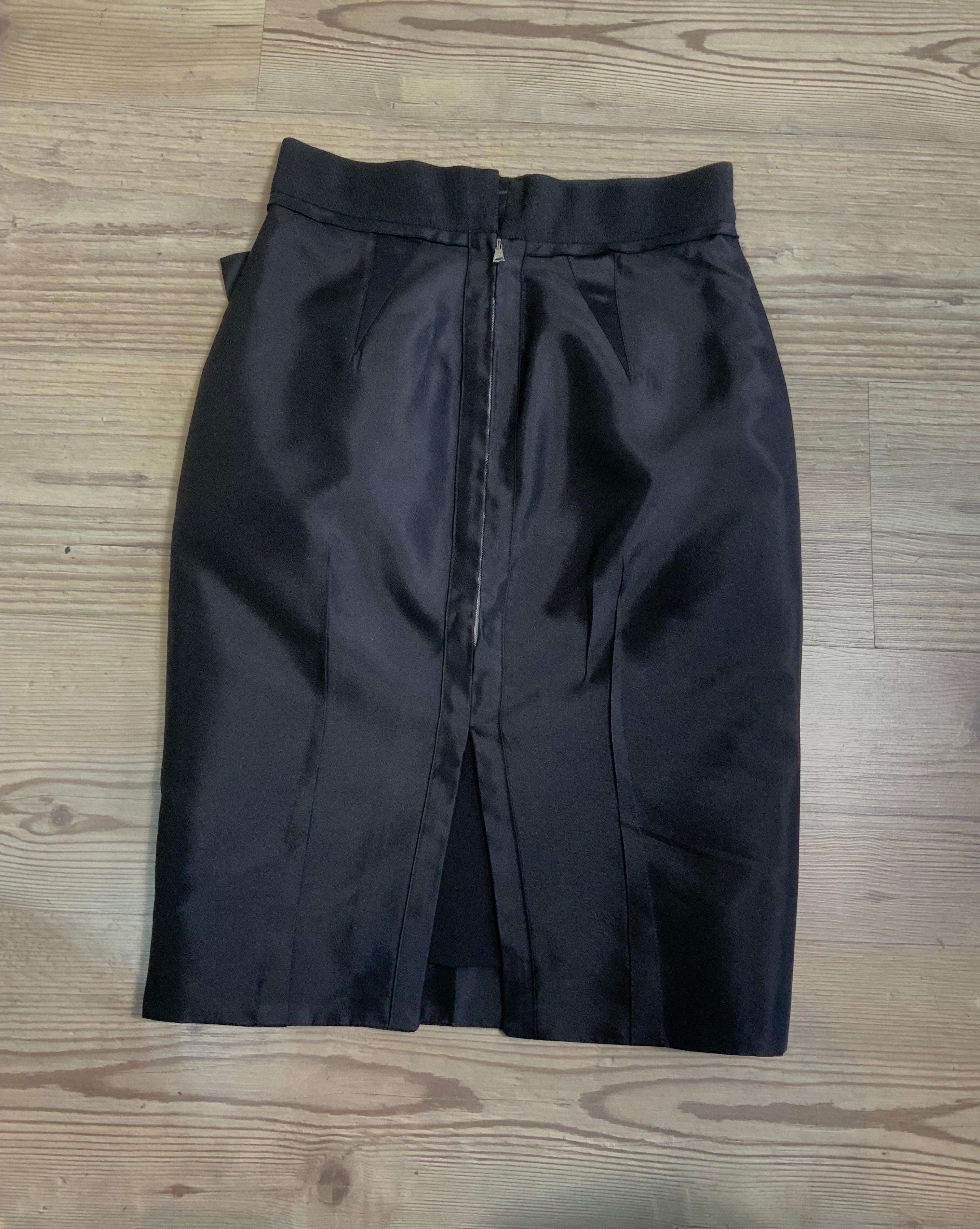 Dolce and Gabbana Black Skirt + jacket Suit For Sale 5