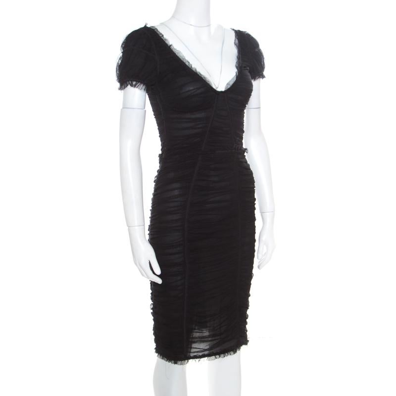 Dolce and Gabbana Black Stretch Cotton Tulle Ruched Plunge Neck Fitted Dress M In Good Condition In Dubai, Al Qouz 2