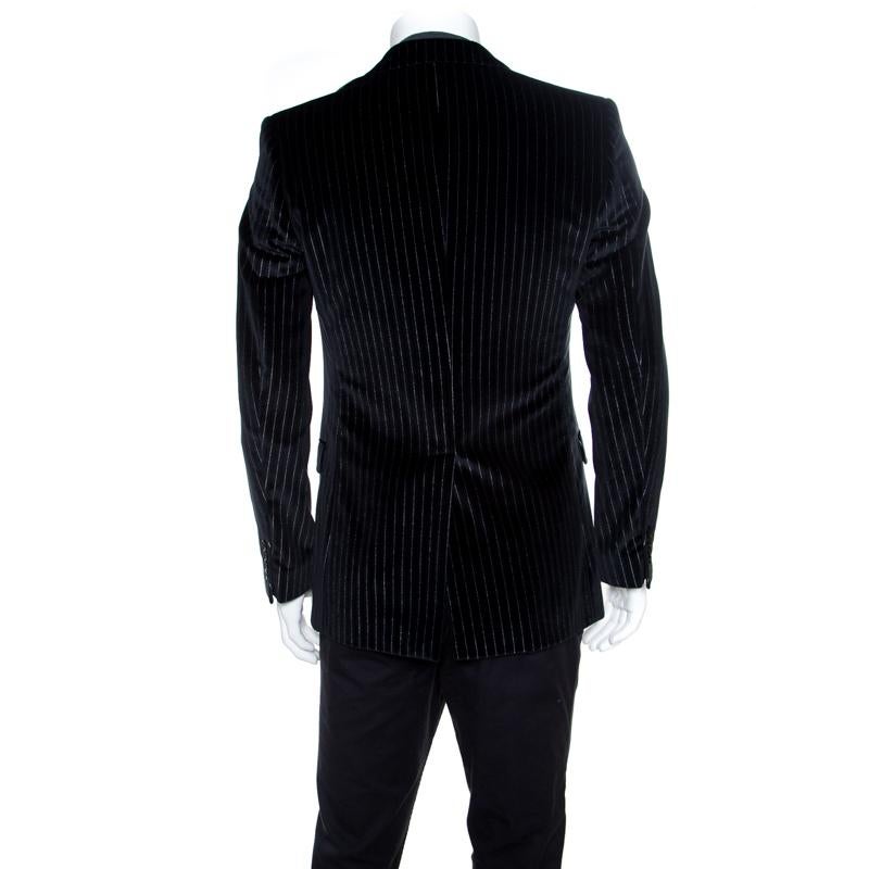 This blazer from Dolce&Gabbana is perfect for the handsome you as it will make you look sharp and classy. The blazer is made from striped velvet, featuring notched lapels, front buttons, and pockets. Pair this creation with a plain shirt, trousers