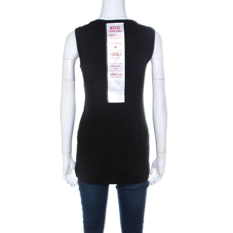 Lend a modern take on fashion with this excellent Dolce & Gabbana vest. If your style is simple and feminine, then this black printed vest is an ideal pick for you. Score extra fashion points when you wear this 100% cotton creation with biker shorts