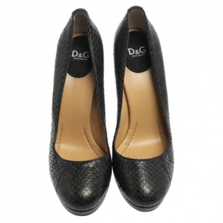Dolce And Gabbana Blue/Black Python Leather Pumps Size 40 For Sale 3