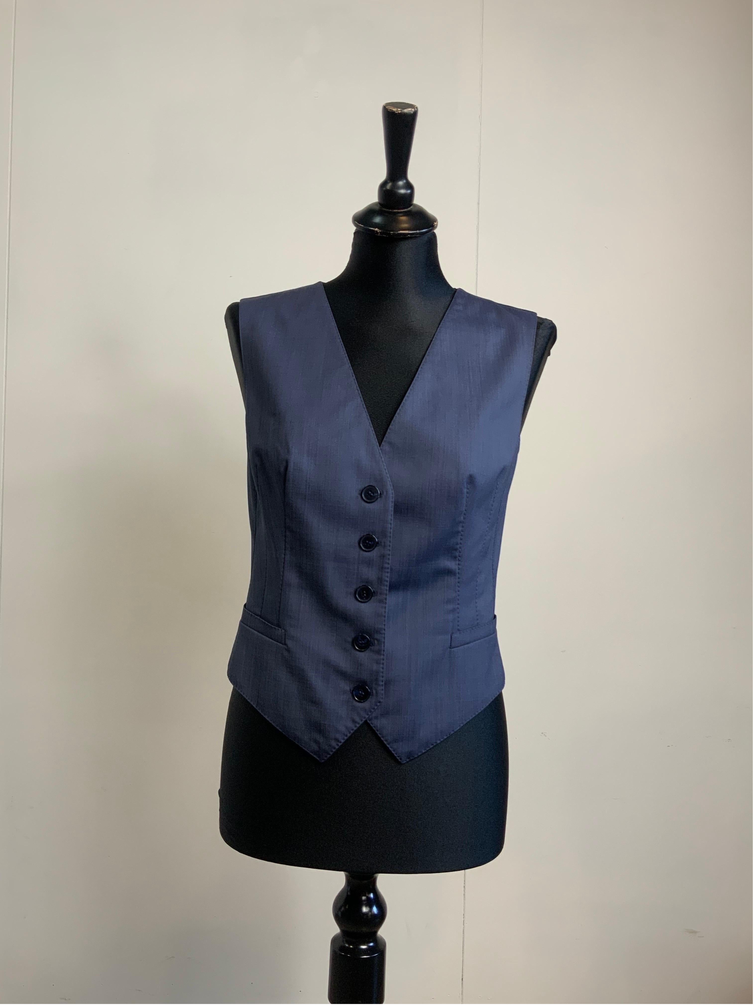 Women's or Men's Dolce and Gabbana blue jacket + vest set. For Sale