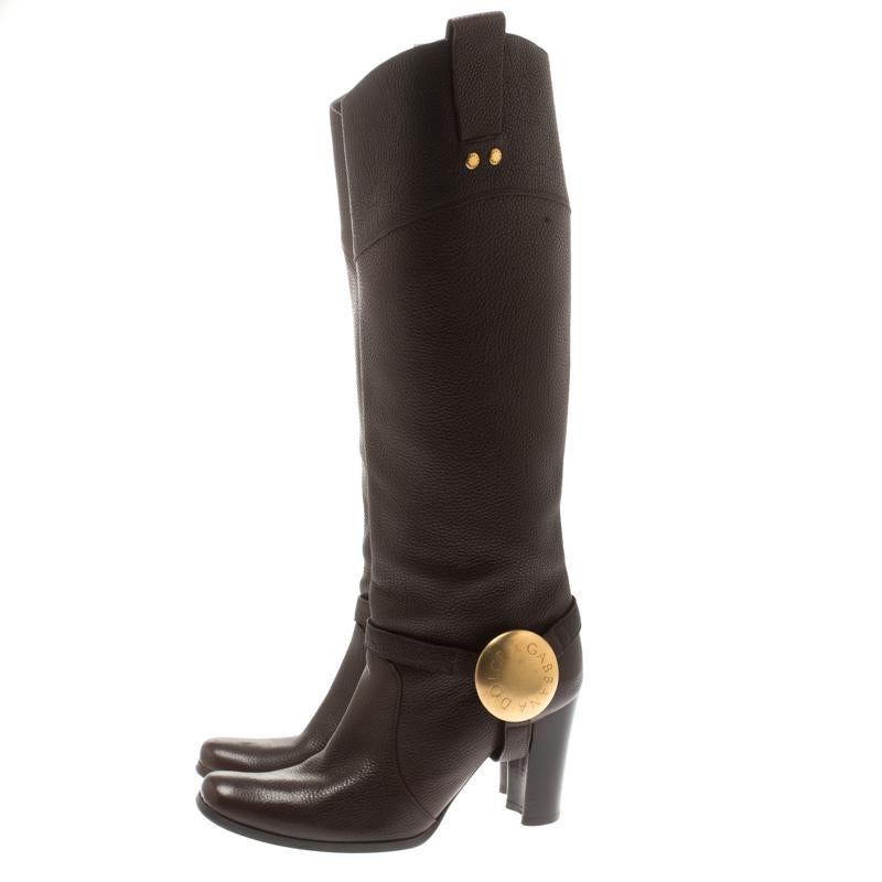 Dolce And Gabbana Brown Leather Buckle Detail Knee Length Boots Size 36.5 In Good Condition In Dubai, Al Qouz 2