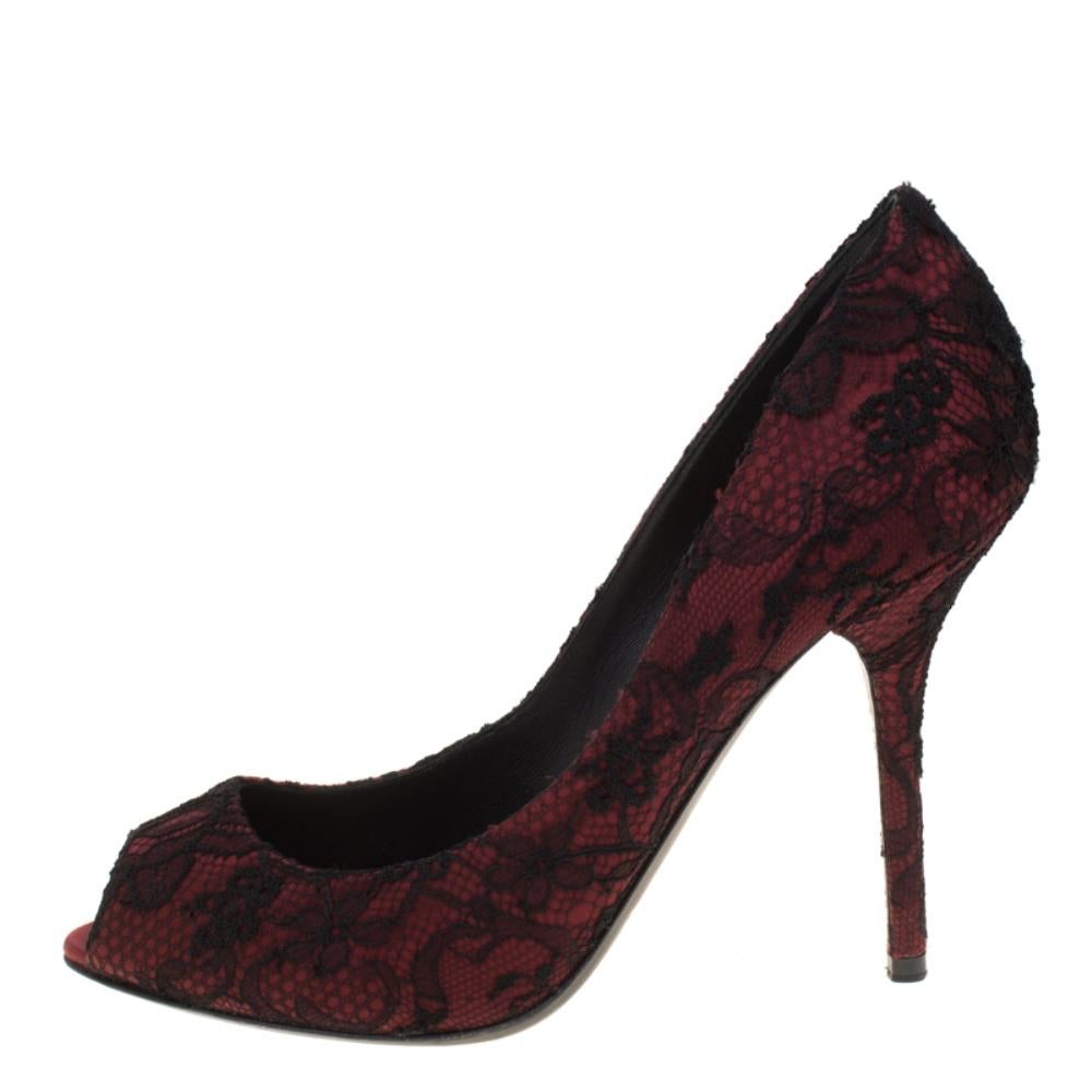 Dolce and Gabbana Burgundy Satin and Black Lace Peep Toe Pumps Size 38 In Good Condition In Dubai, Al Qouz 2