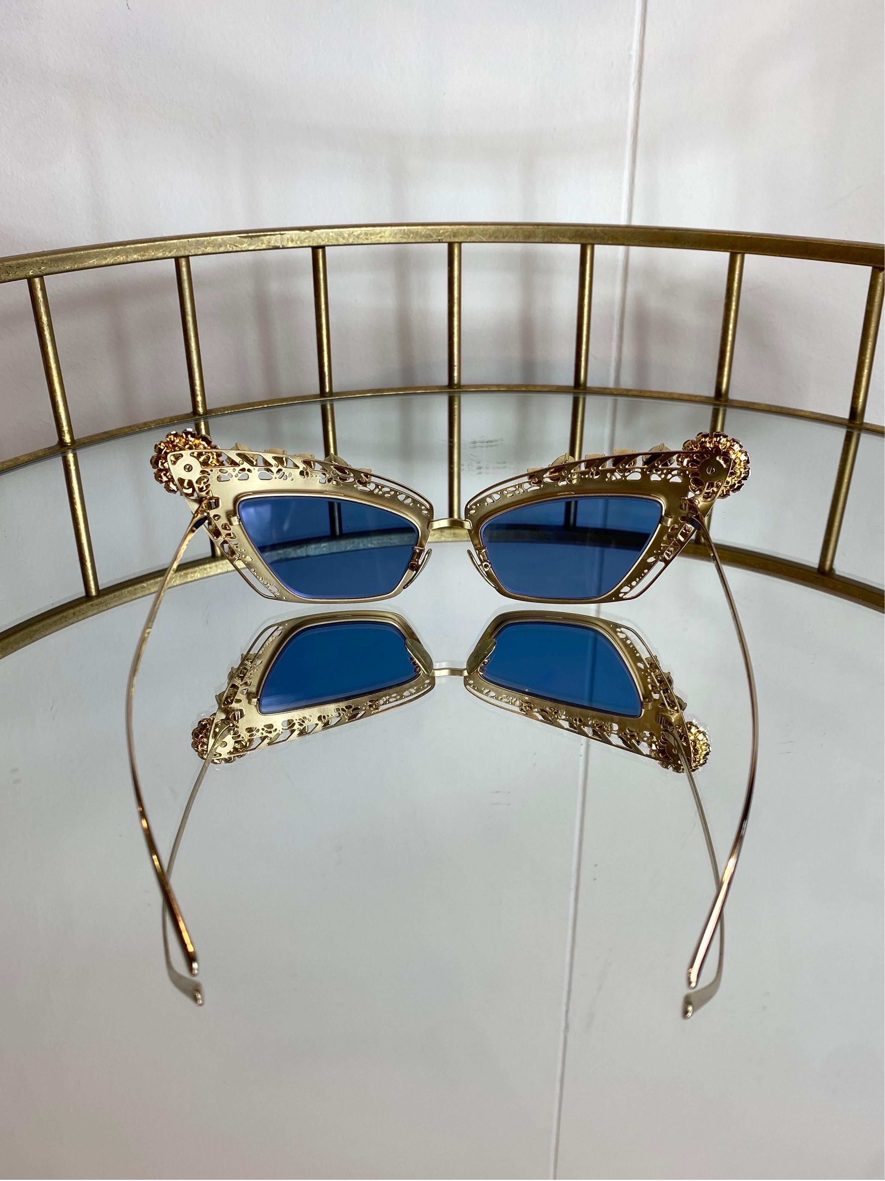 Dolce and Gabbana Christmas Pearl and strass Limited Edition Sunglasses For Sale 1