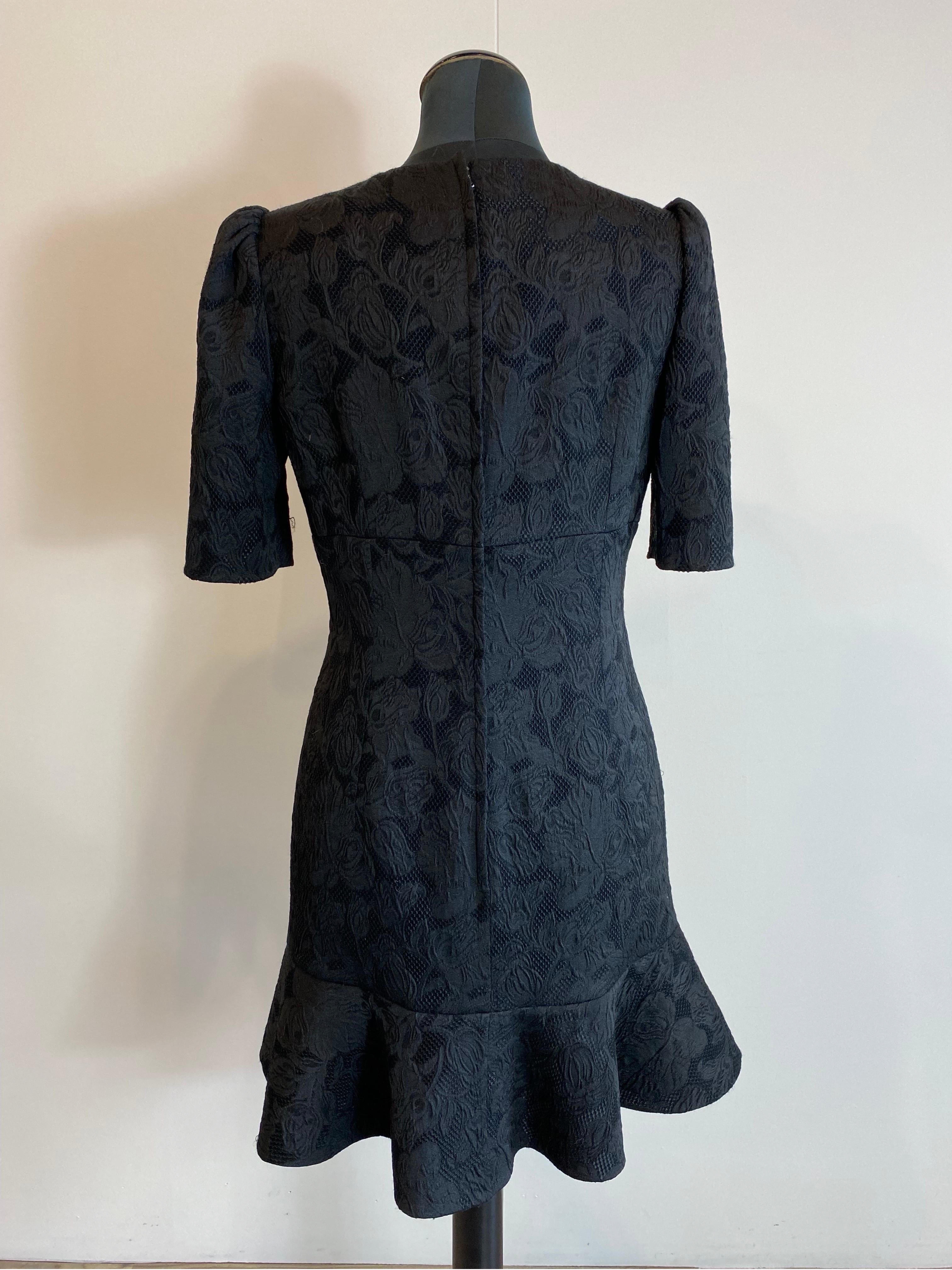 Dolce and Gabbana floral brocade mini flare dress In Excellent Condition In Carnate, IT