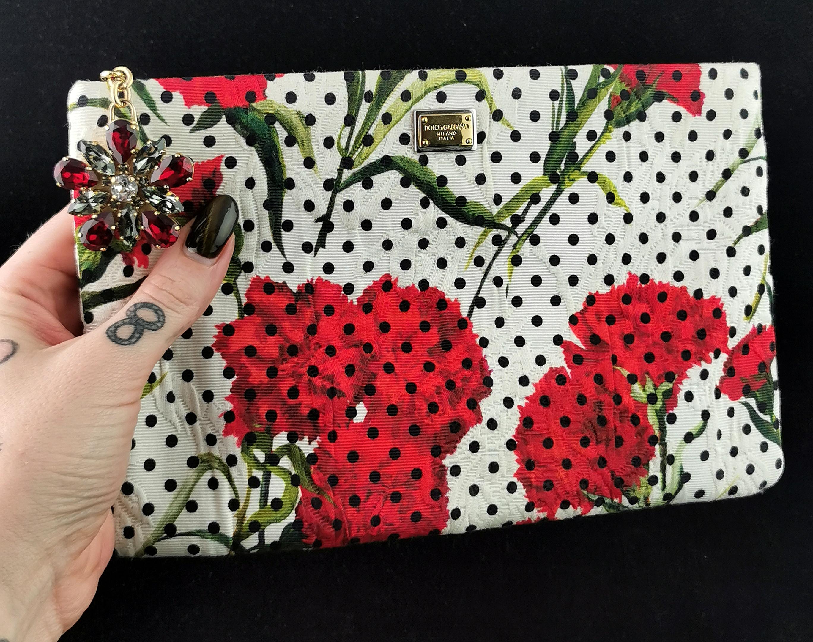 Dolce and Gabbana floral clutch purse, Carnation and Polka dot For Sale 6