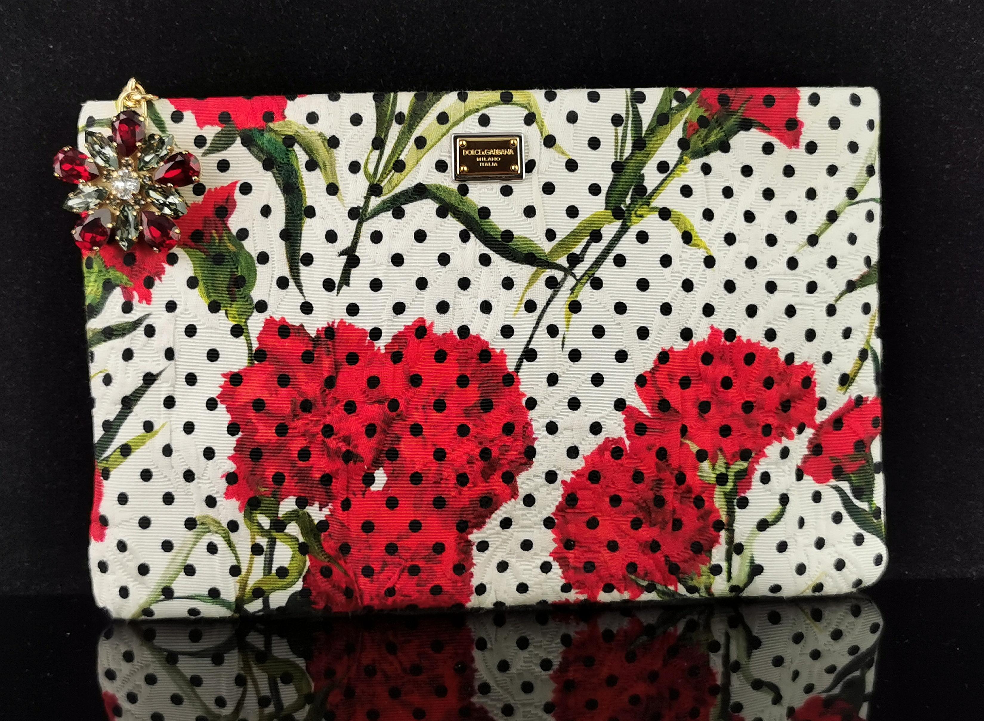 Dolce and Gabbana floral clutch purse, Carnation and Polka dot For Sale 2