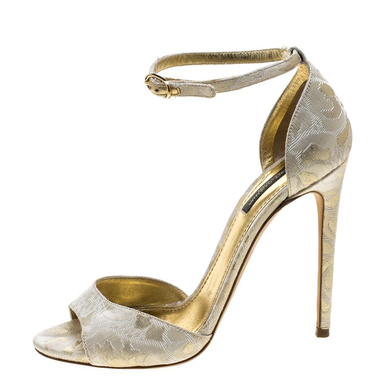 What beauty are these sandals from Dolce&Gabbana! Crafted from brocade fabric, these sandals are fashionable and just right for a glamorous touch. They'll help you stand tall with the 12.5 cm heels.

Includes: The Luxury Closet Packaging

