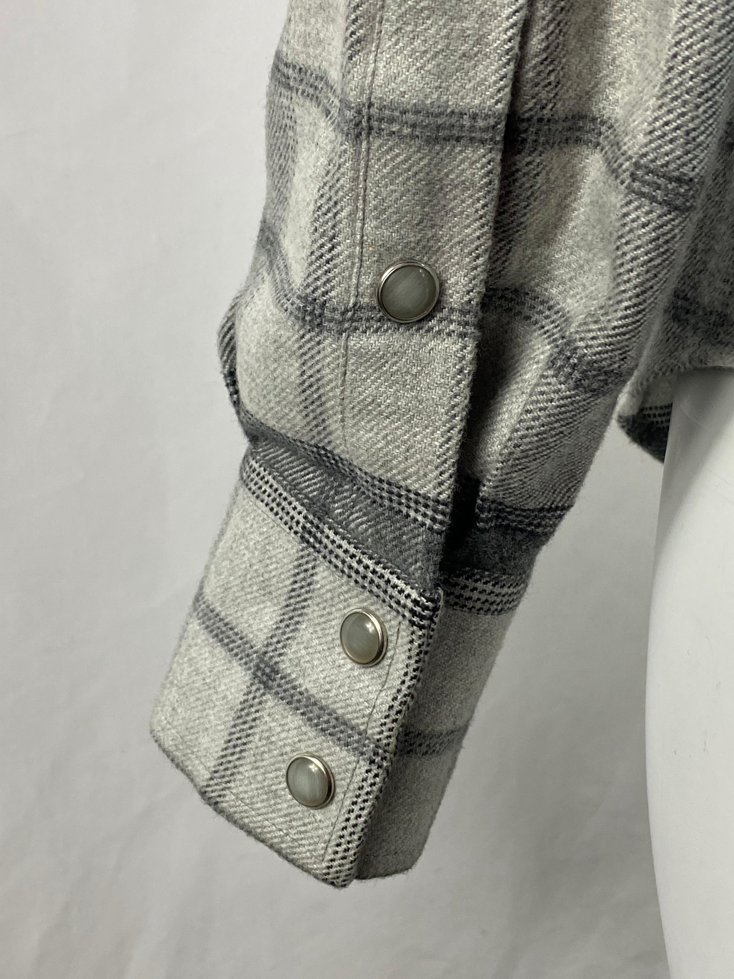 Dolce and Gabbana Grey Cotton Plaid Button Down Shirt In Excellent Condition For Sale In Beverly Hills, CA