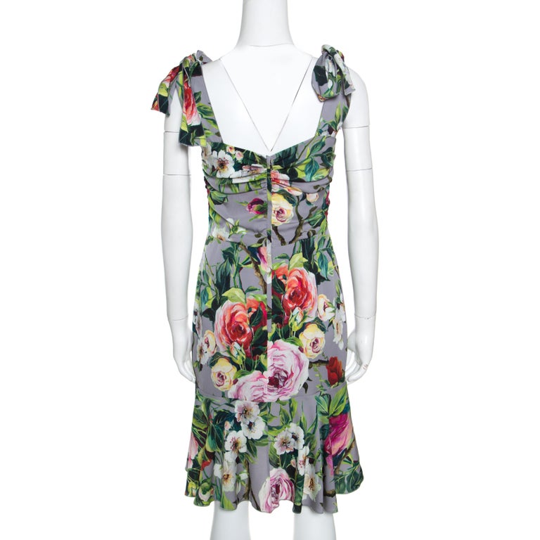Dolce and Gabbana Grey Floral Printed Silk Sleeveless Dress M For Sale ...
