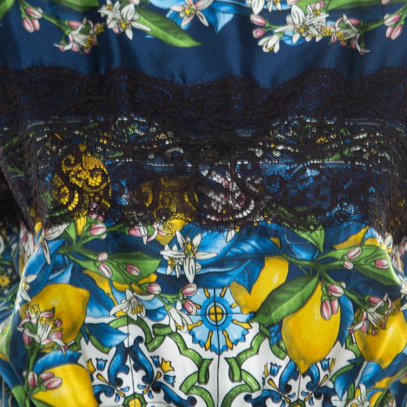 Dolce and Gabbana Lemon Mosaic Printed Silk Lace Trim Tunic Dress M In Good Condition In Dubai, Al Qouz 2