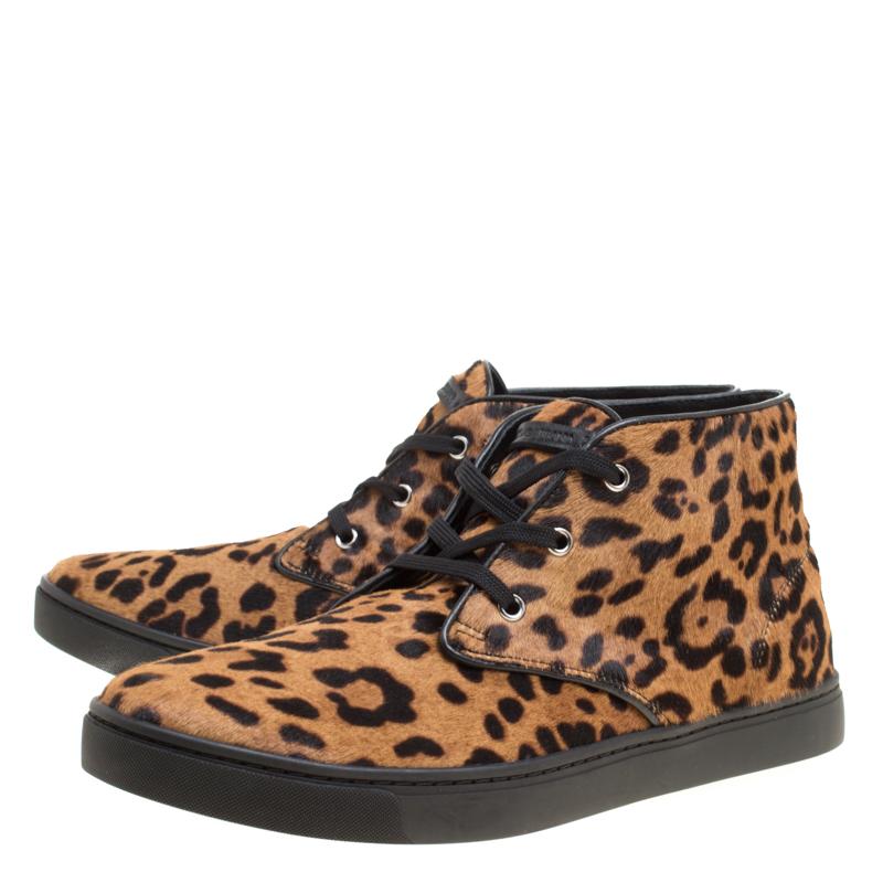 Dolce and Gabbana Leopard Print Calf Hair High Top Sneakers Size 43.5 In New Condition In Dubai, Al Qouz 2