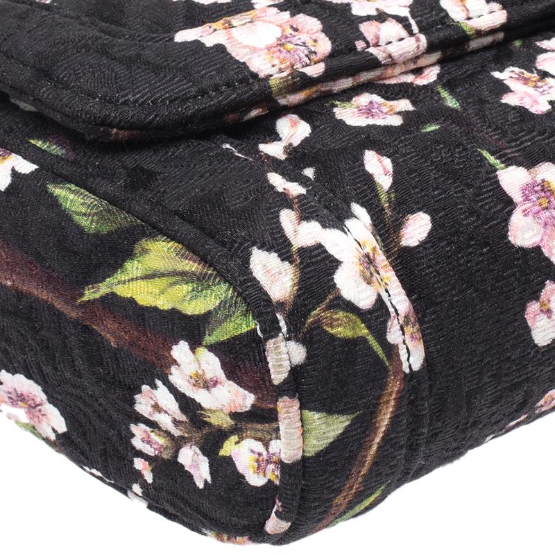 Dolce and Gabbana Multicolor Floral Print Fabric Flap Padlock Shoulder Bag In Good Condition In Dubai, Al Qouz 2