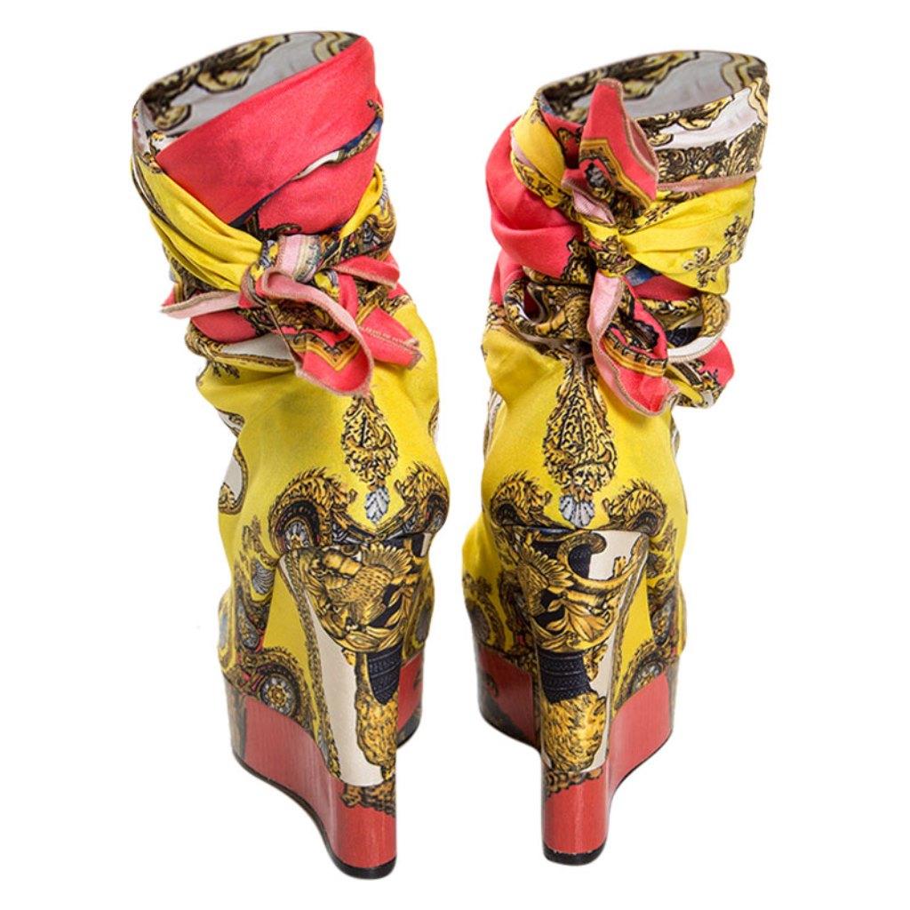 Dolce and Gabbana Multicolor Scarf Open Toe Ankle Wrap Wedge Pumps Size 36.5 In Good Condition In Dubai, Al Qouz 2