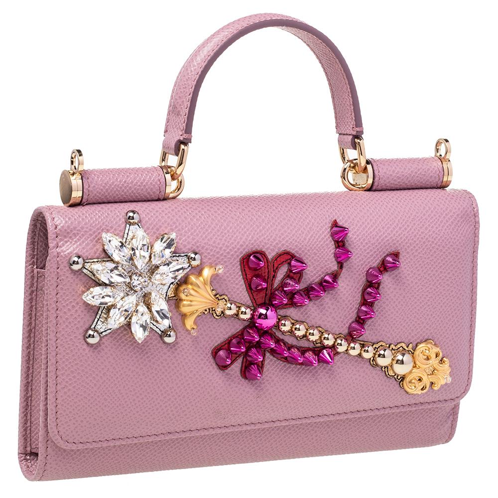 Dolce and Gabbana Pink Leather Miss Sicily Von Wallet On Chain In New Condition In Dubai, Al Qouz 2