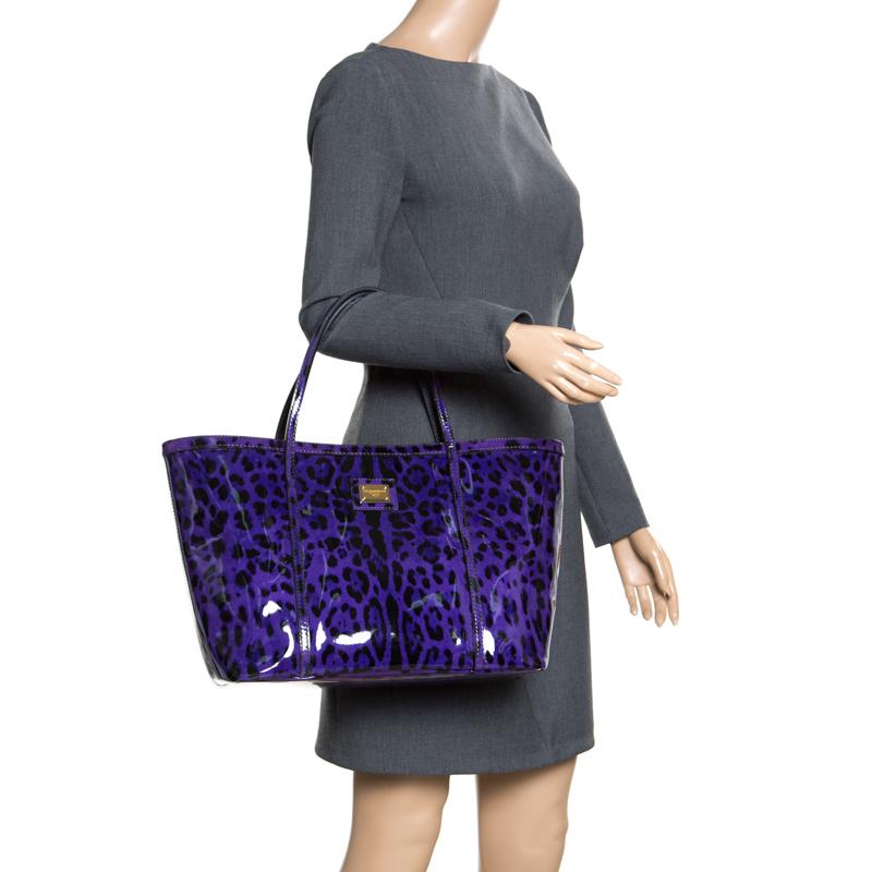 Dolce and Gabbana Purple Leopard Print Patent Leather Miss Escape Tote In Excellent Condition In Dubai, Al Qouz 2