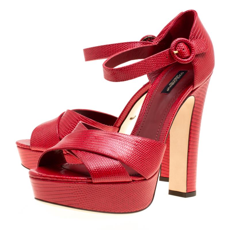Dolce and Gabbana Red Embossed Lizard Leather Cross Strap Platform Sandals Size  In New Condition In Dubai, Al Qouz 2