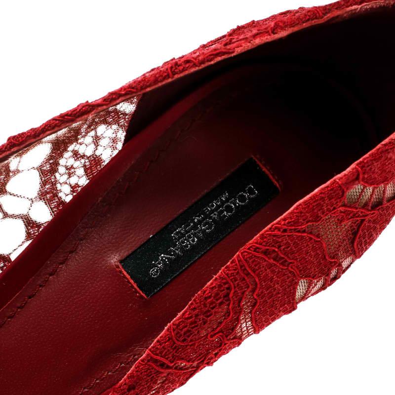 Dolce and Gabbana Red Lace Crystal Embellished Pointed Toe Pumps Size 40.5 2