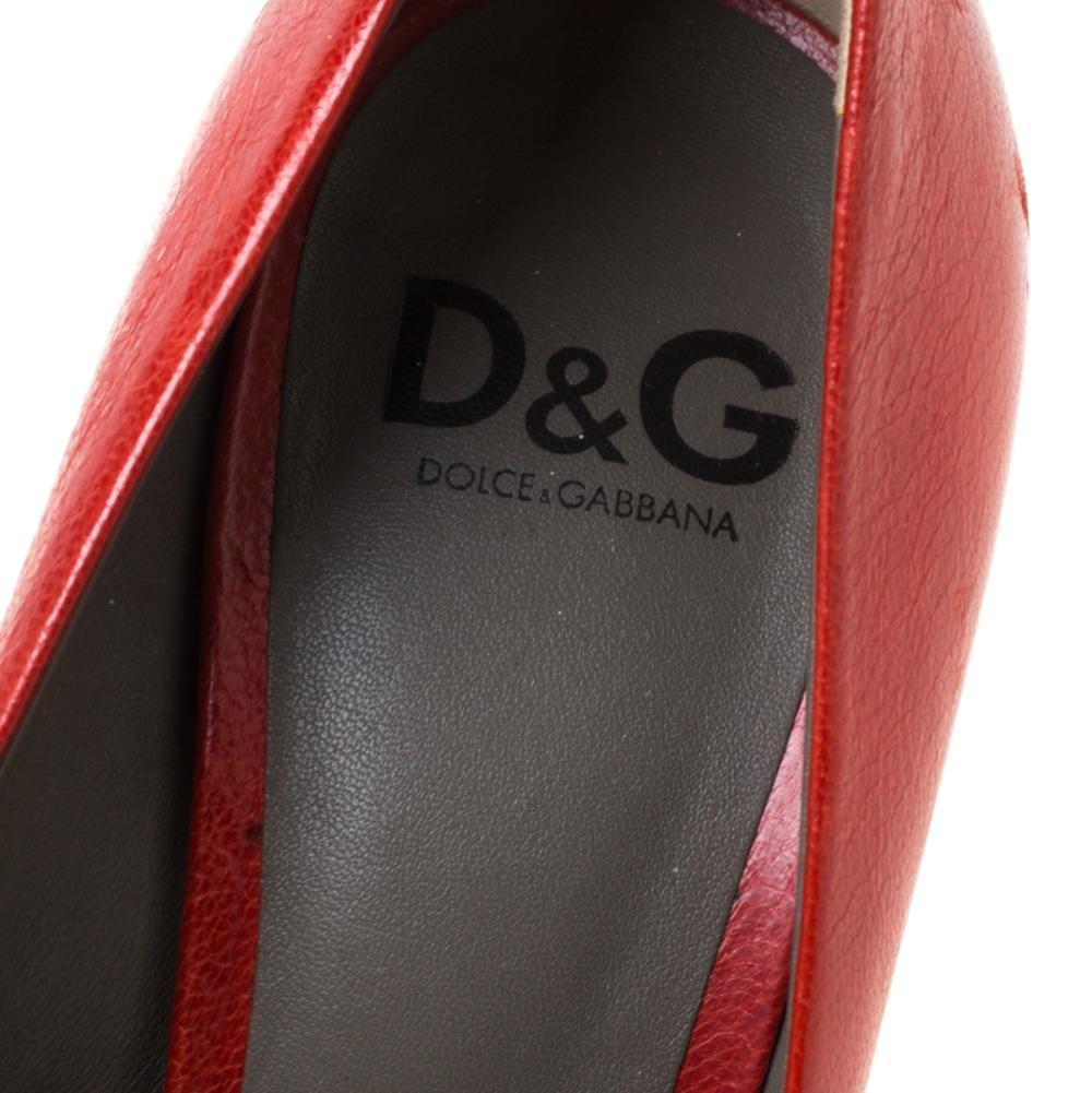 Dolce and Gabbana Red Leather Block Heel Pumps Size 38 1