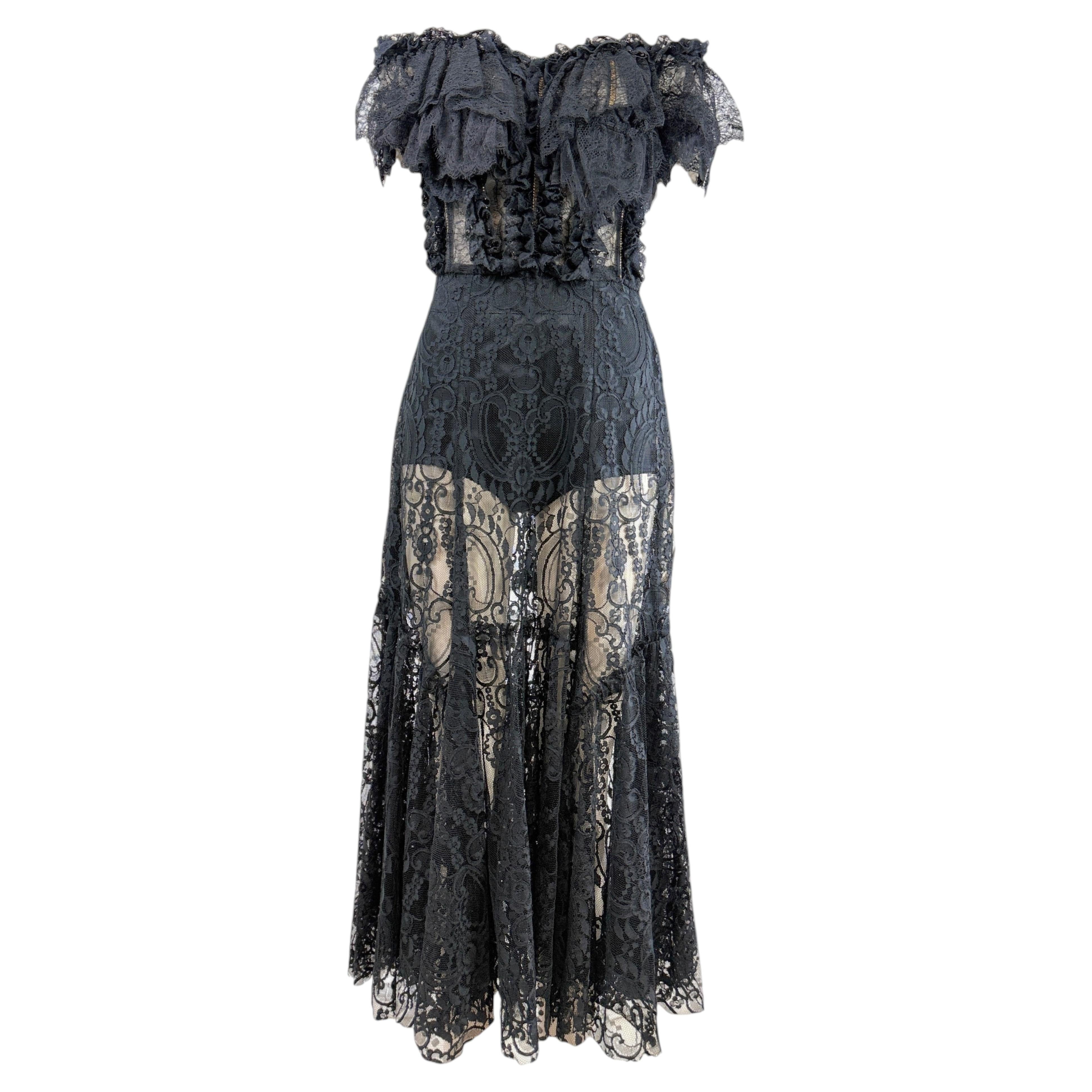 Dolce and Gabbana Spring 2017 Look 22 Black lace bustier dress