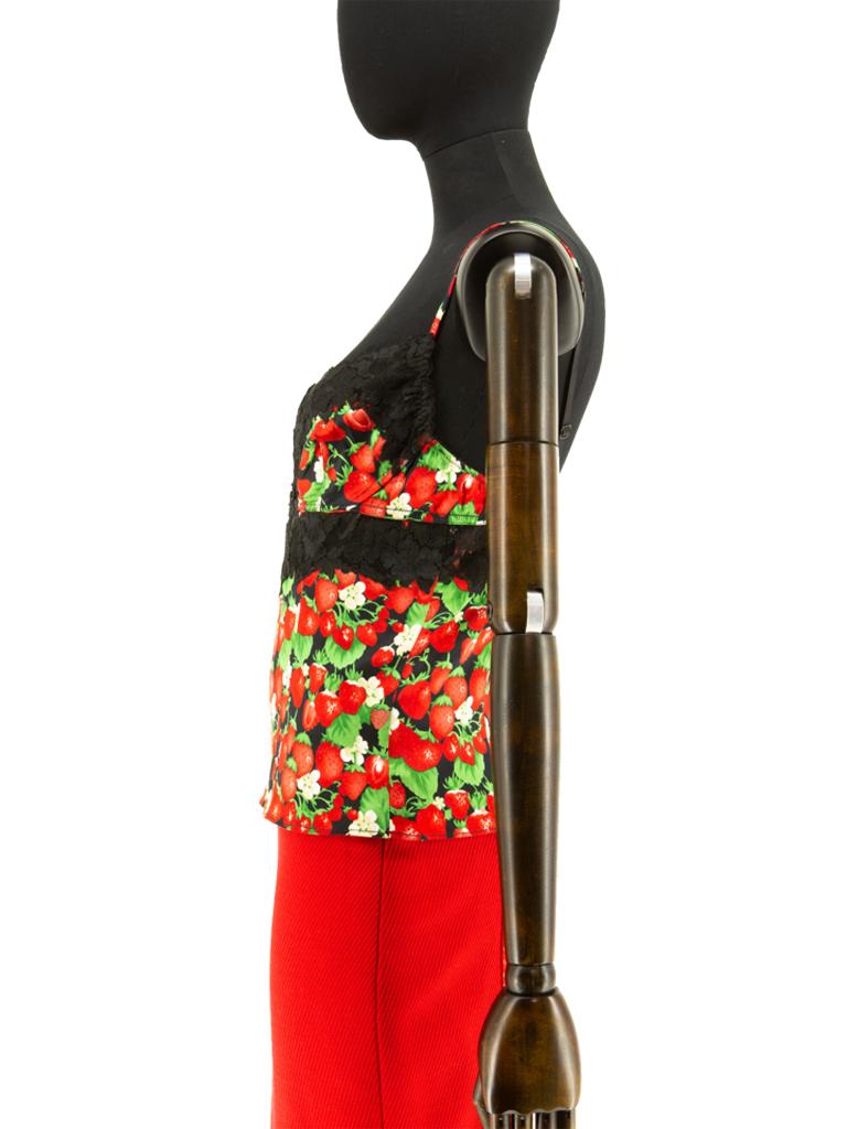 Dolce und Gabbana Camisole aus bedruckter Seide mit Erdbeerbeermuster Damen im Angebot