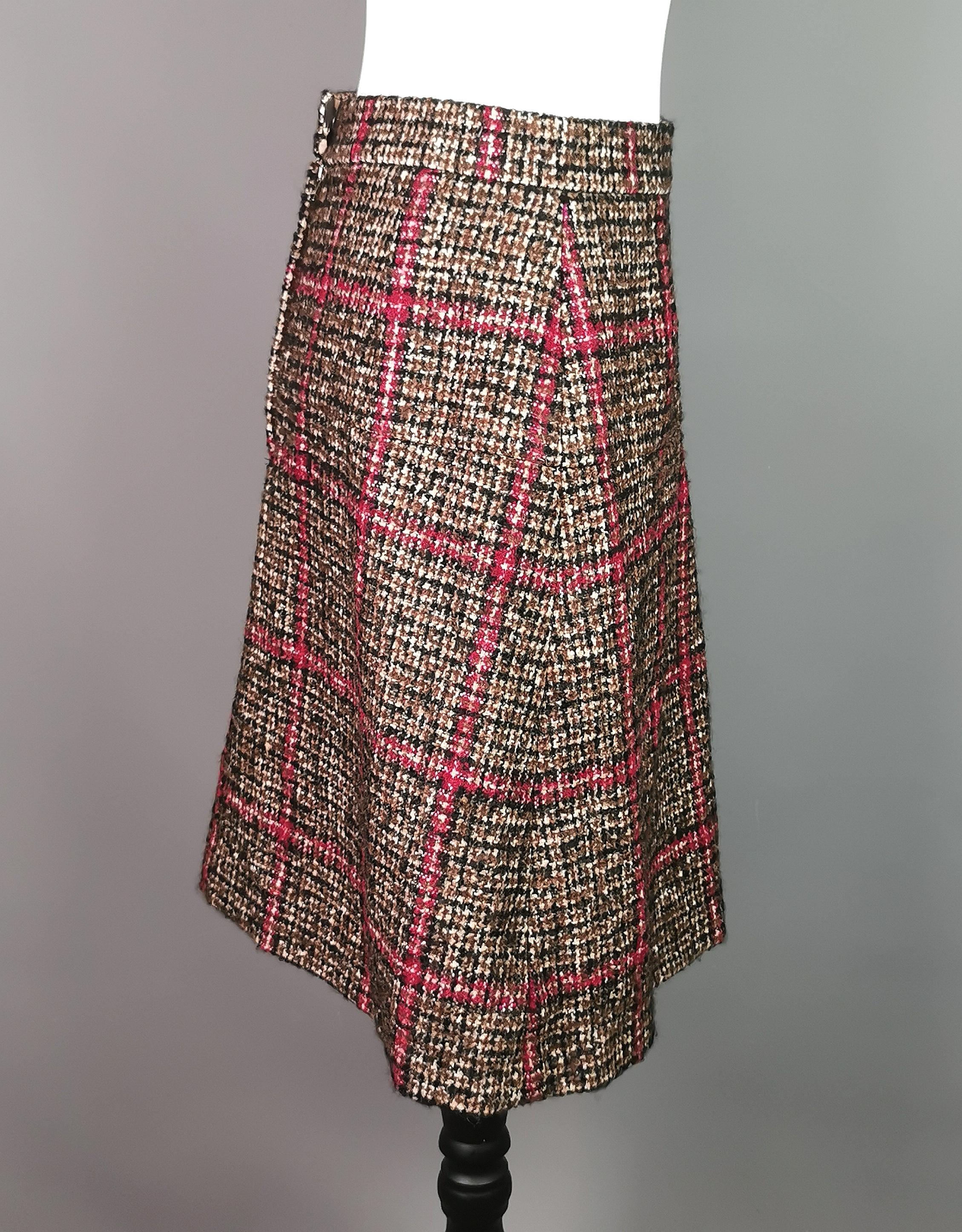 Dolce and Gabbana tweed pleat front skirt  For Sale 6