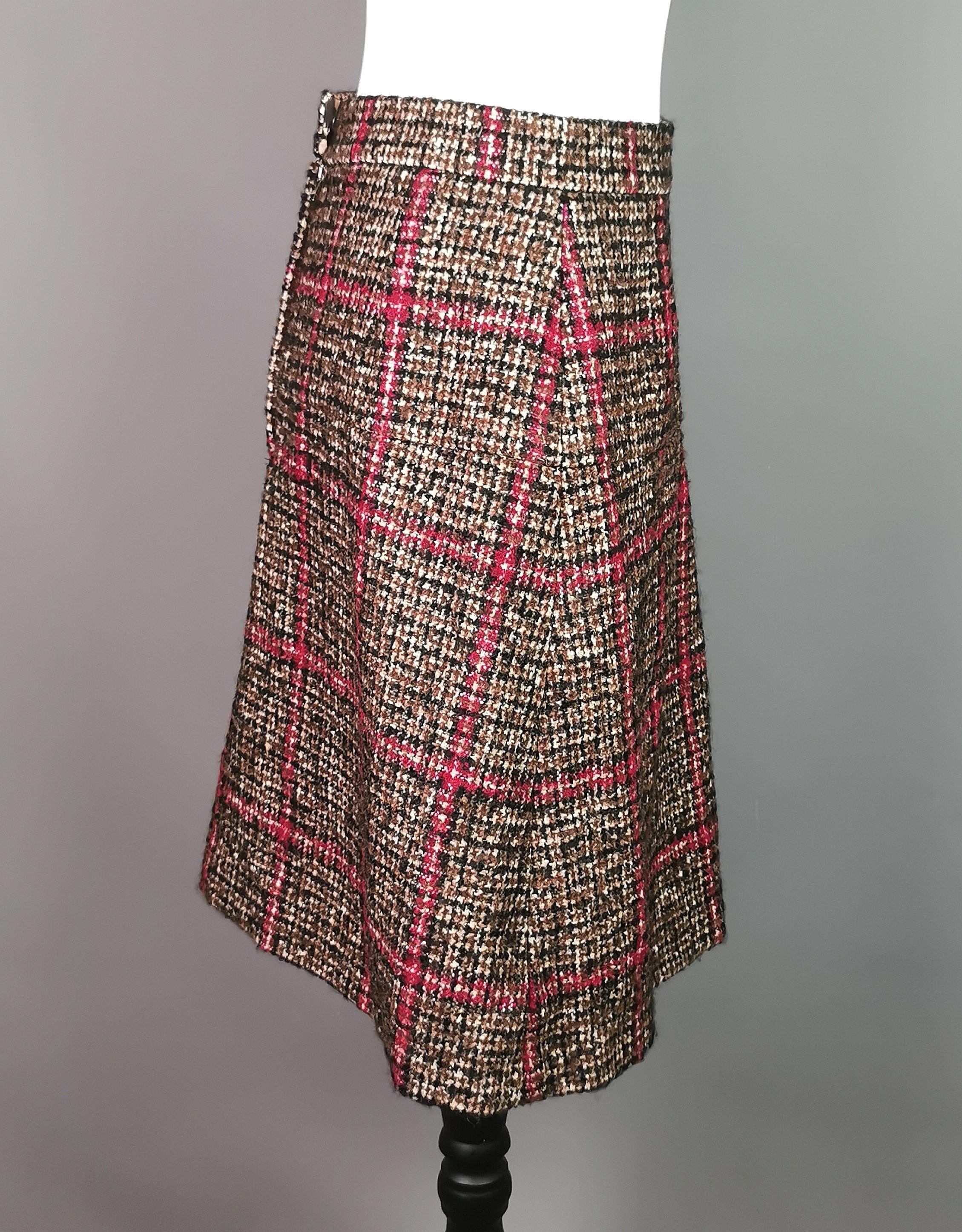 Dolce and Gabbana tweed pleat front skirt For Sale 6