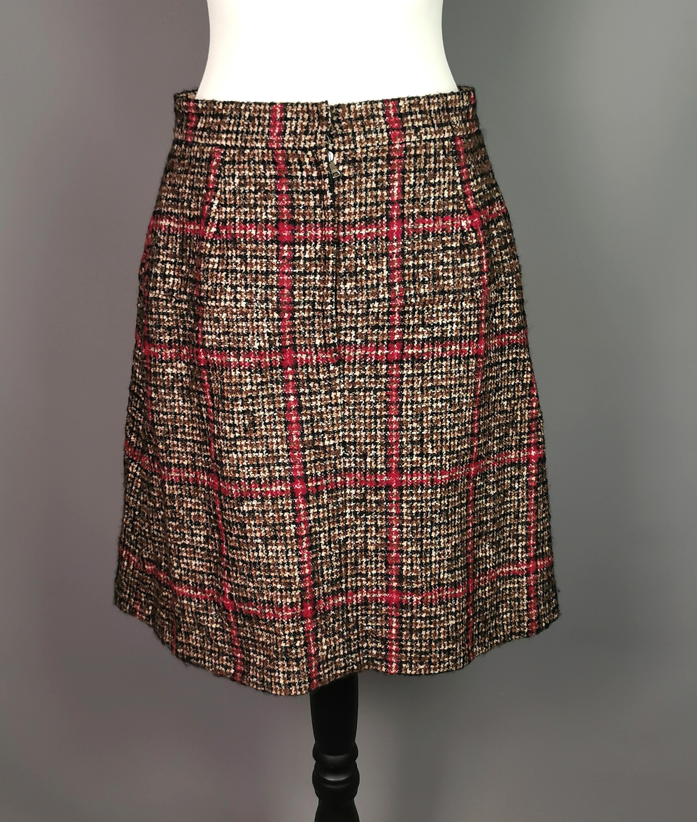 Dolce and Gabbana tweed pleat front skirt  For Sale 8