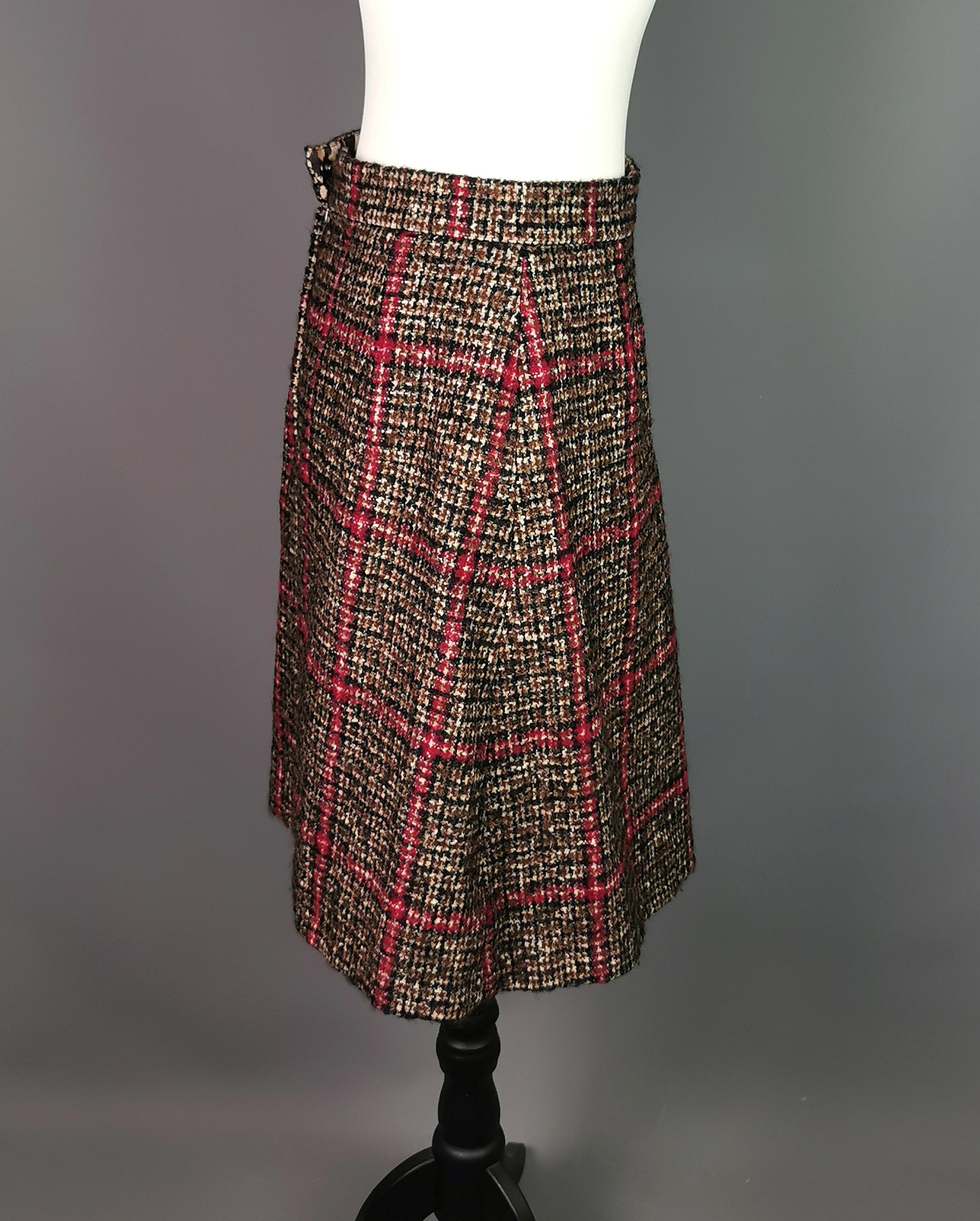 Dolce and Gabbana tweed pleat front skirt For Sale 9