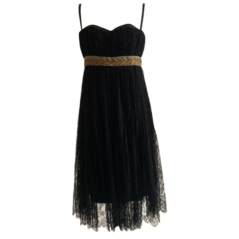 Dolce and Gabbana Unworn 2006 Black Lace Dress with Gold Laurel Trim Ad  Campaign For Sale at 1stDibs | black dress with gold trim, d&g black lace  dress, black and gold lace dress