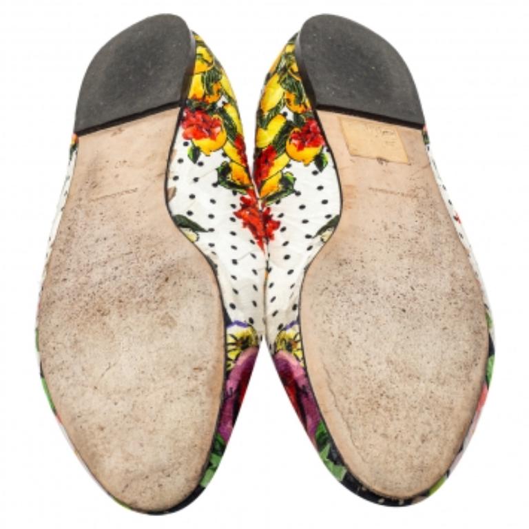 Dolce and Gabbana White Floral Print Fabric Loafers Size 40 For Sale 3