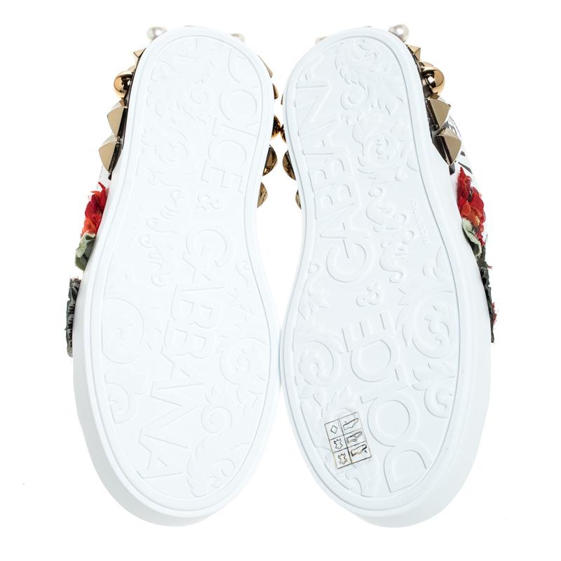 Dolce and Gabbana White Leather Portofino Flower Embellished Low Top Size 35.5 2