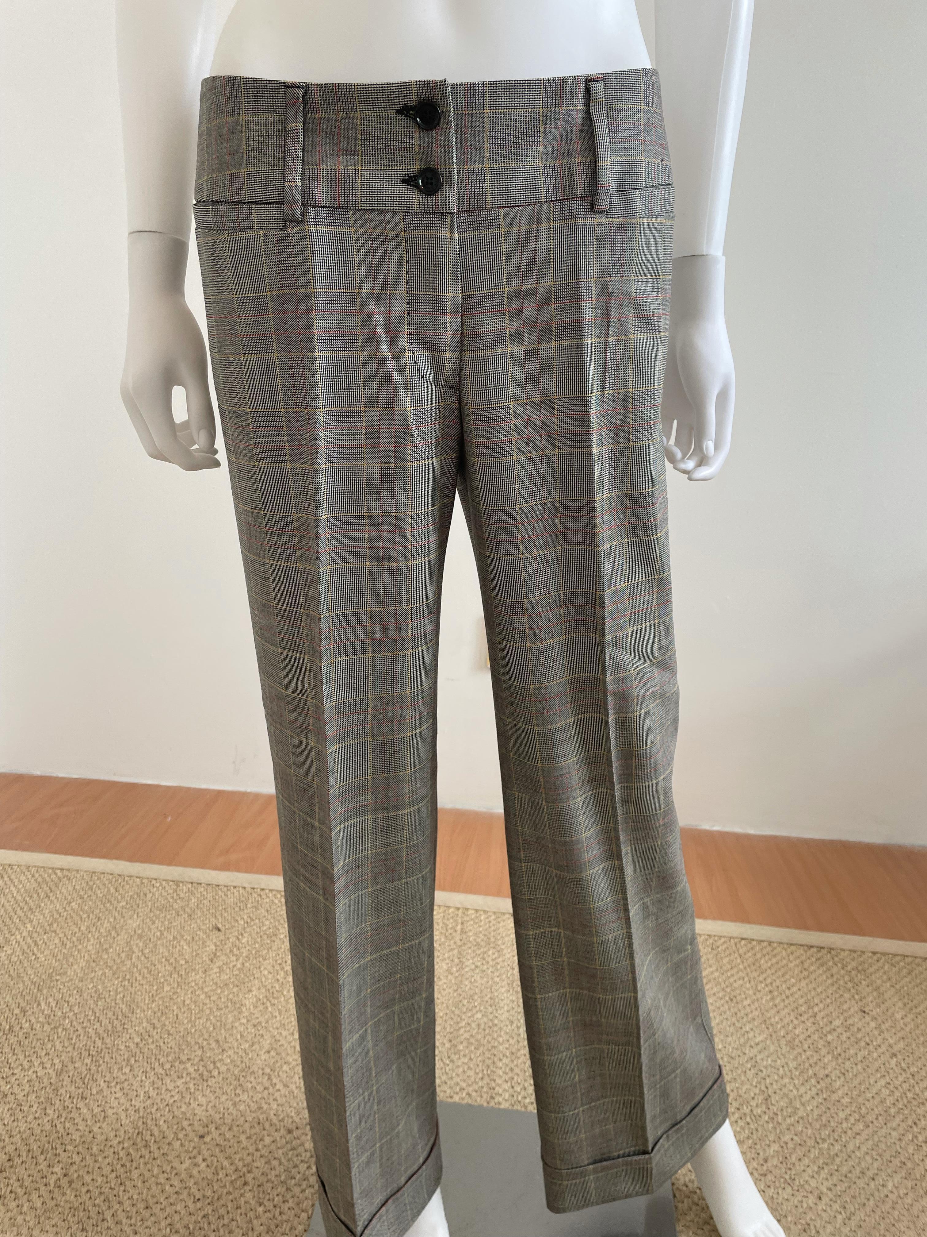 Dolce and Gabbana Wool Plaid Peak Lapel Blazer with Matching Pants Suit For Sale 3