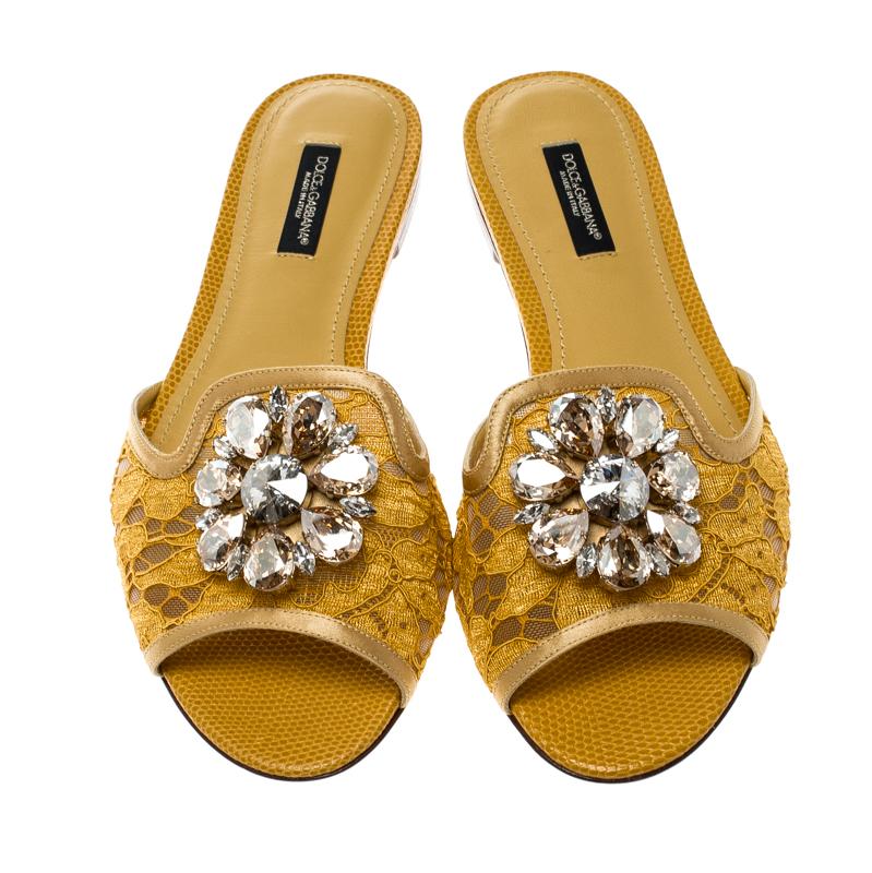 Dolce and Gabbana Yellow Lace Sofia Crystal Embellished Slides Size 37 (Gelb)
