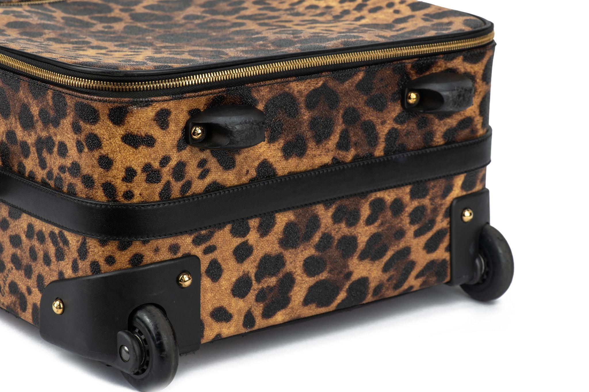 Dolce Tragetasche mit Cheetah-Druck auf Gepäck im Angebot 8
