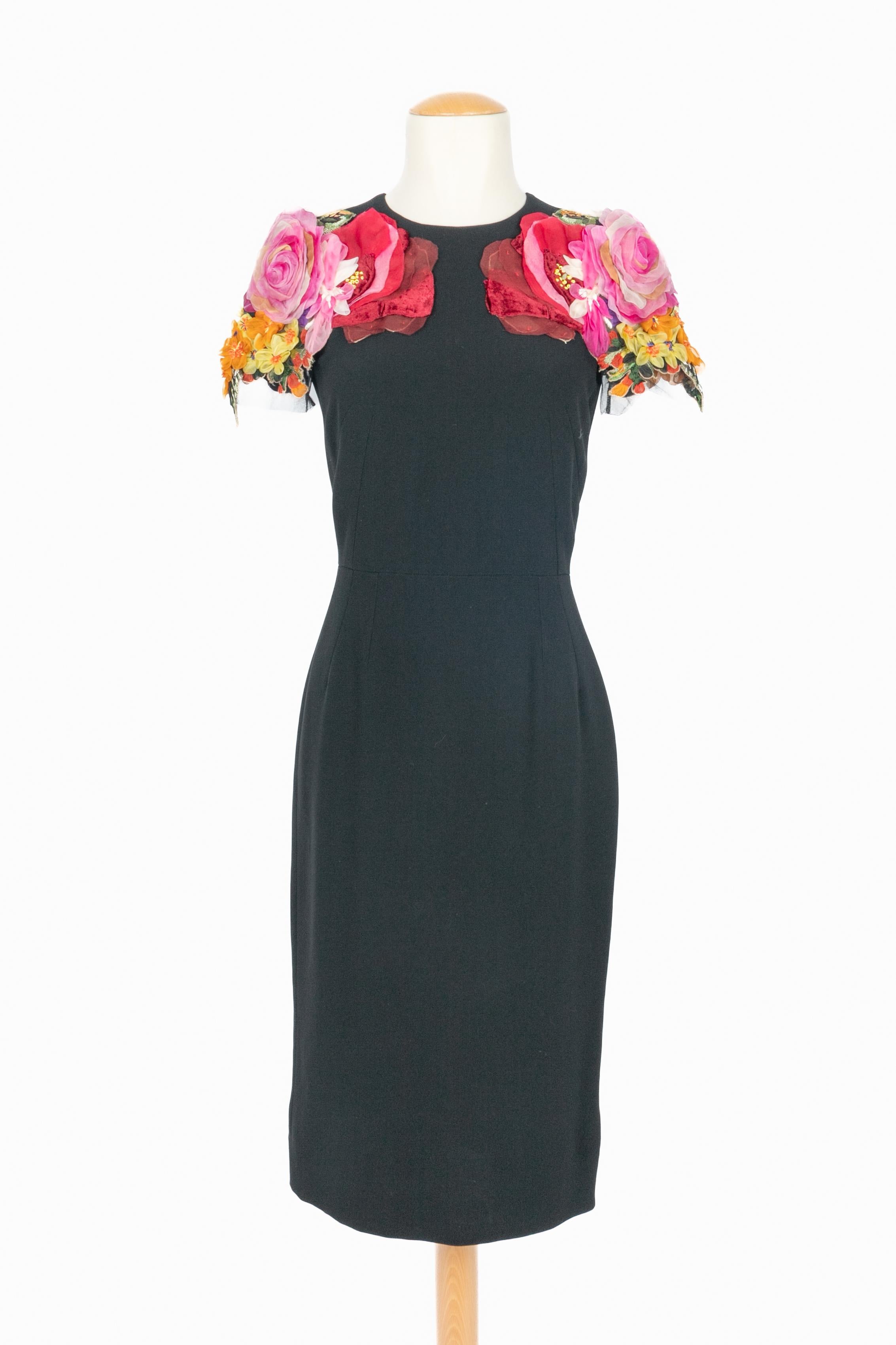 Dolce 
Gabanna flower dress winter 2016 For Sale