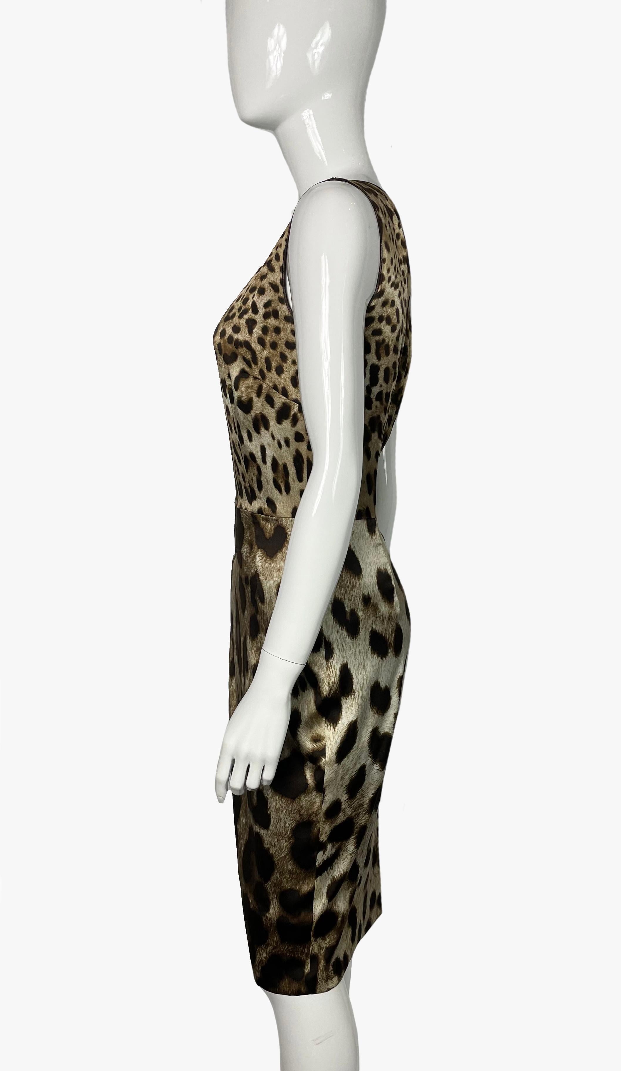 Women's Dolce & Gabanna leopard print silk case dress, 2000s