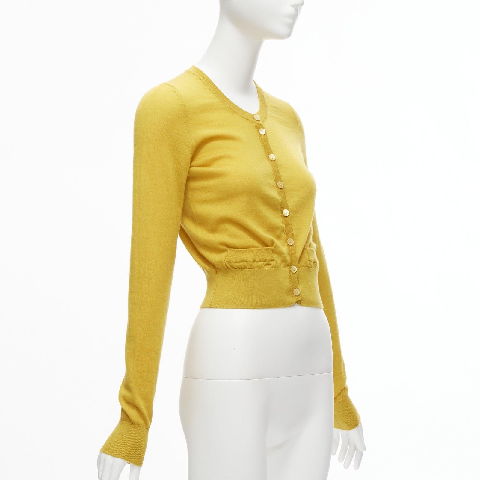 DOLCE GABBANA 100% cashmere yellow duo pocket cropped cardigan sweater IT38 XS In Excellent Condition For Sale In Hong Kong, NT