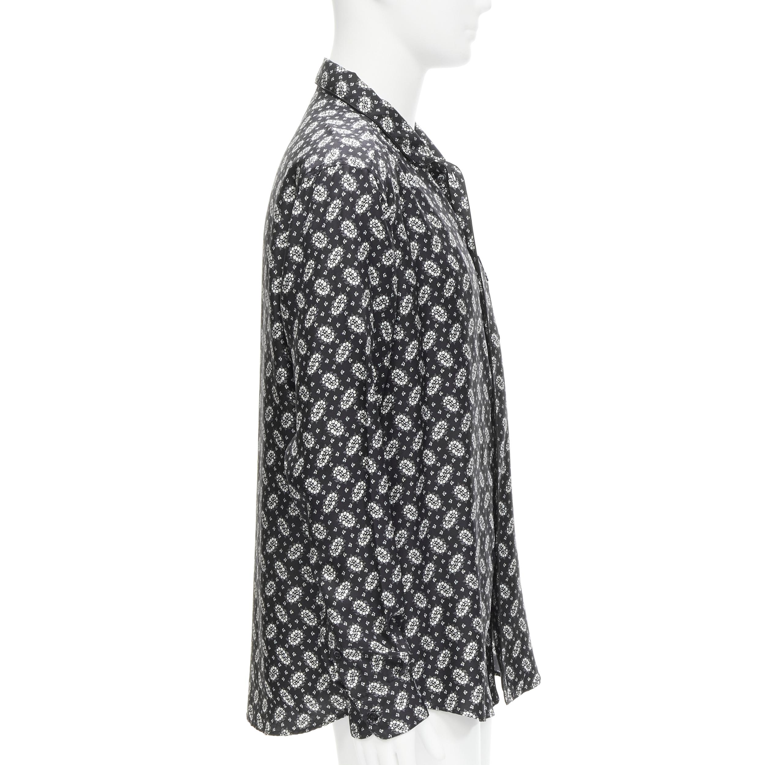 DOLCE GABBANA 100 silk black white floral print pajama shirt IT5 L In Excellent Condition For Sale In Hong Kong, NT