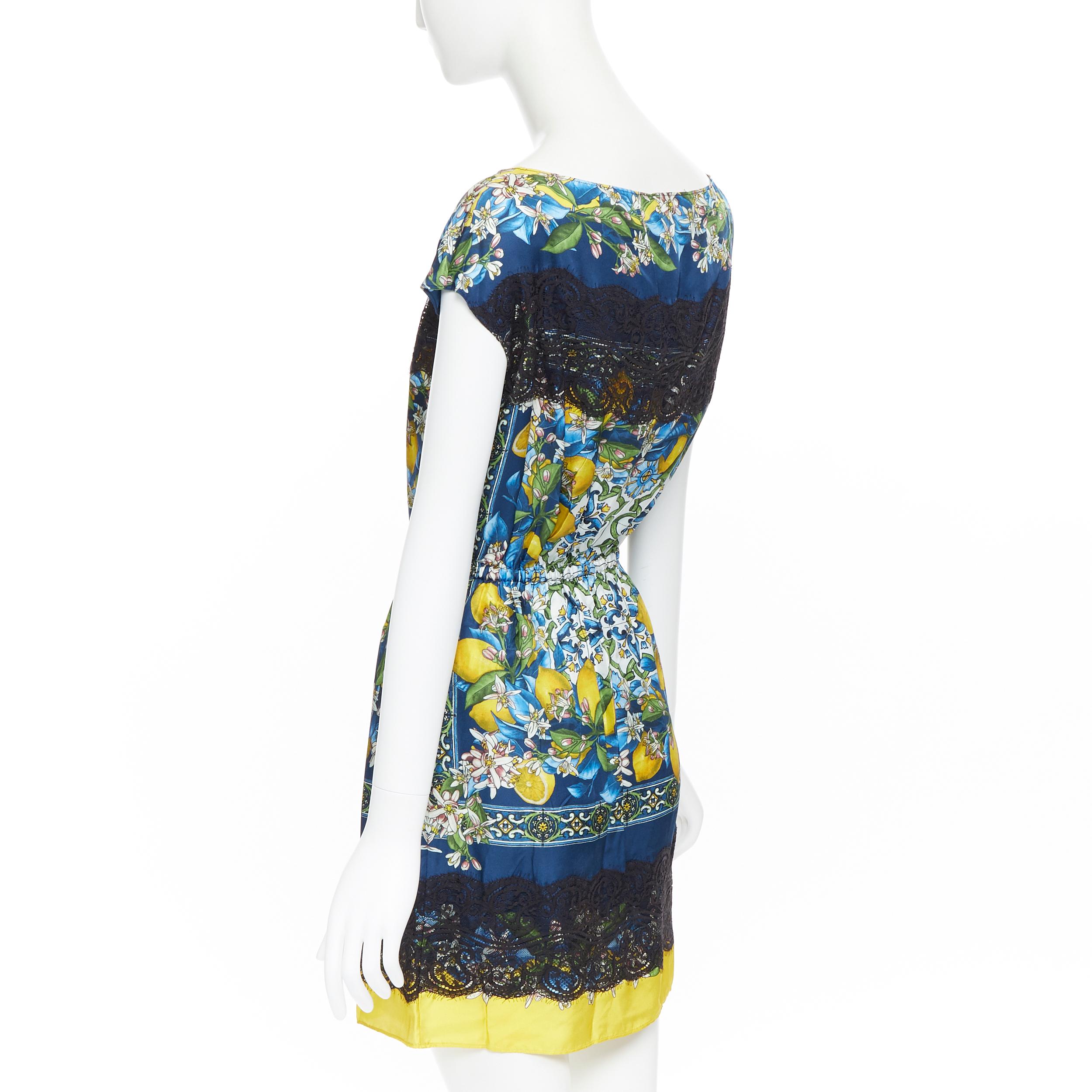DOLCE GABBANA 100% silk blue Majolica lemon print lace applique mini dress IT36 In Excellent Condition In Hong Kong, NT