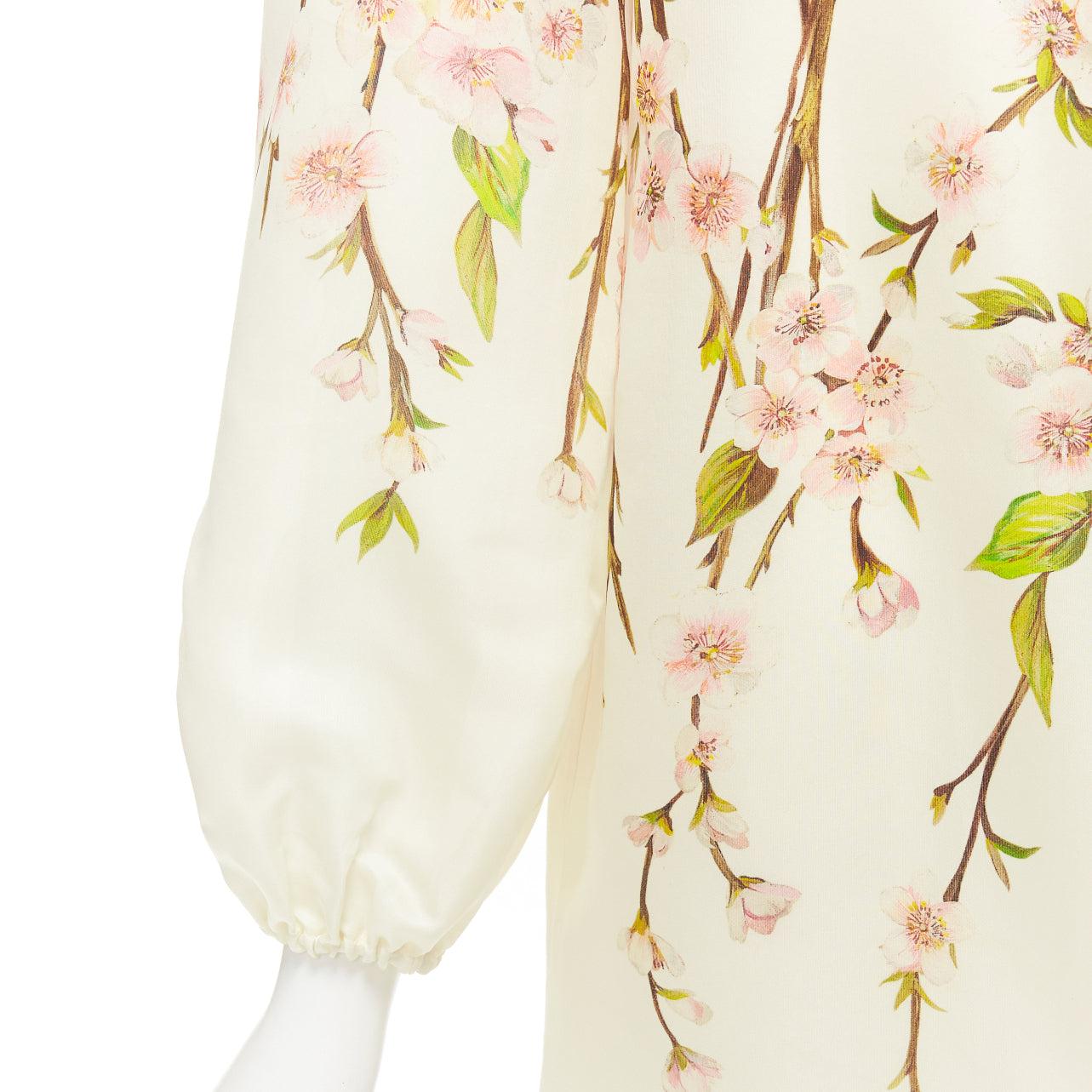 DOLCE GABBANA 100% silk cream cherry blossom print puff white dress IT40 S
Reference: TGAS/D00945
Brand: Dolce Gabbana
Designer: Domenico Dolce and Stefano Gabbana
Material: Silk
Color: Cream, Multicolour
Pattern: Floral
Closure: Zip
Lining: Cream