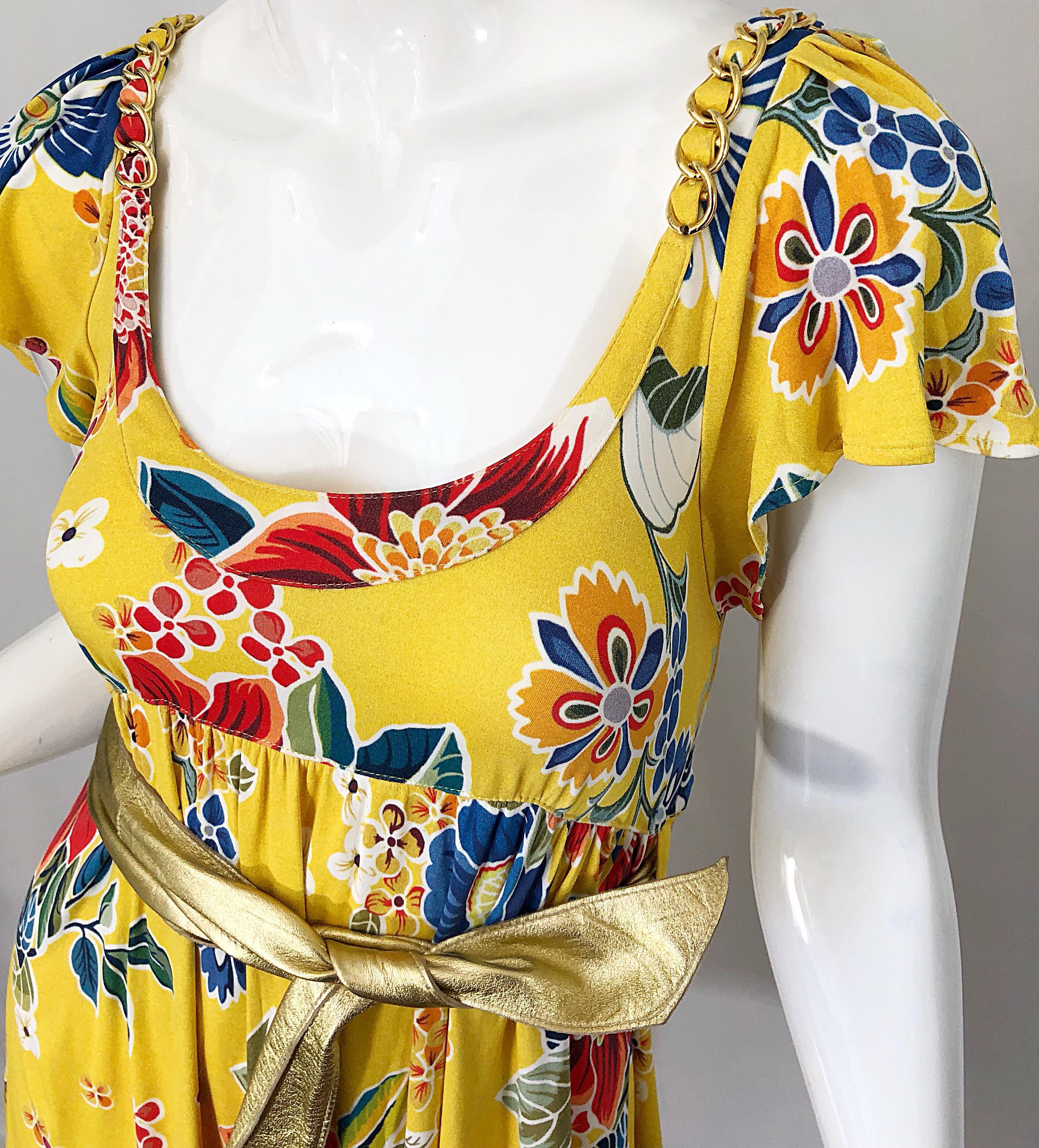 Dolce & Gabbana 1990s Yellow Flower Print Gold Chainlink Belted Babydoll Dress In Excellent Condition In San Diego, CA