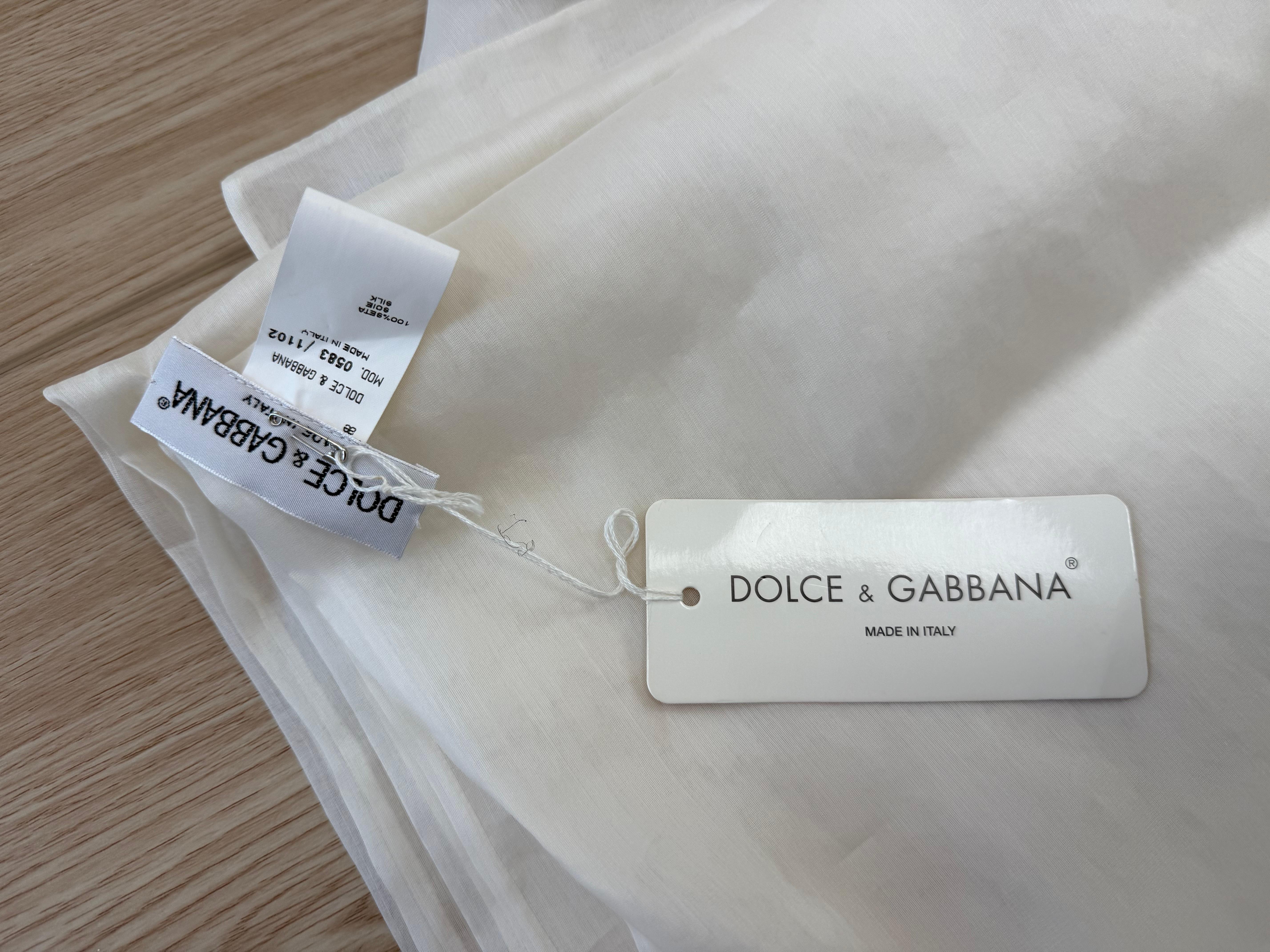 DOLCE & GABBANA 1993 Vintage Lace Wedding Dress Ivory Belt Flower Applique For Sale 9