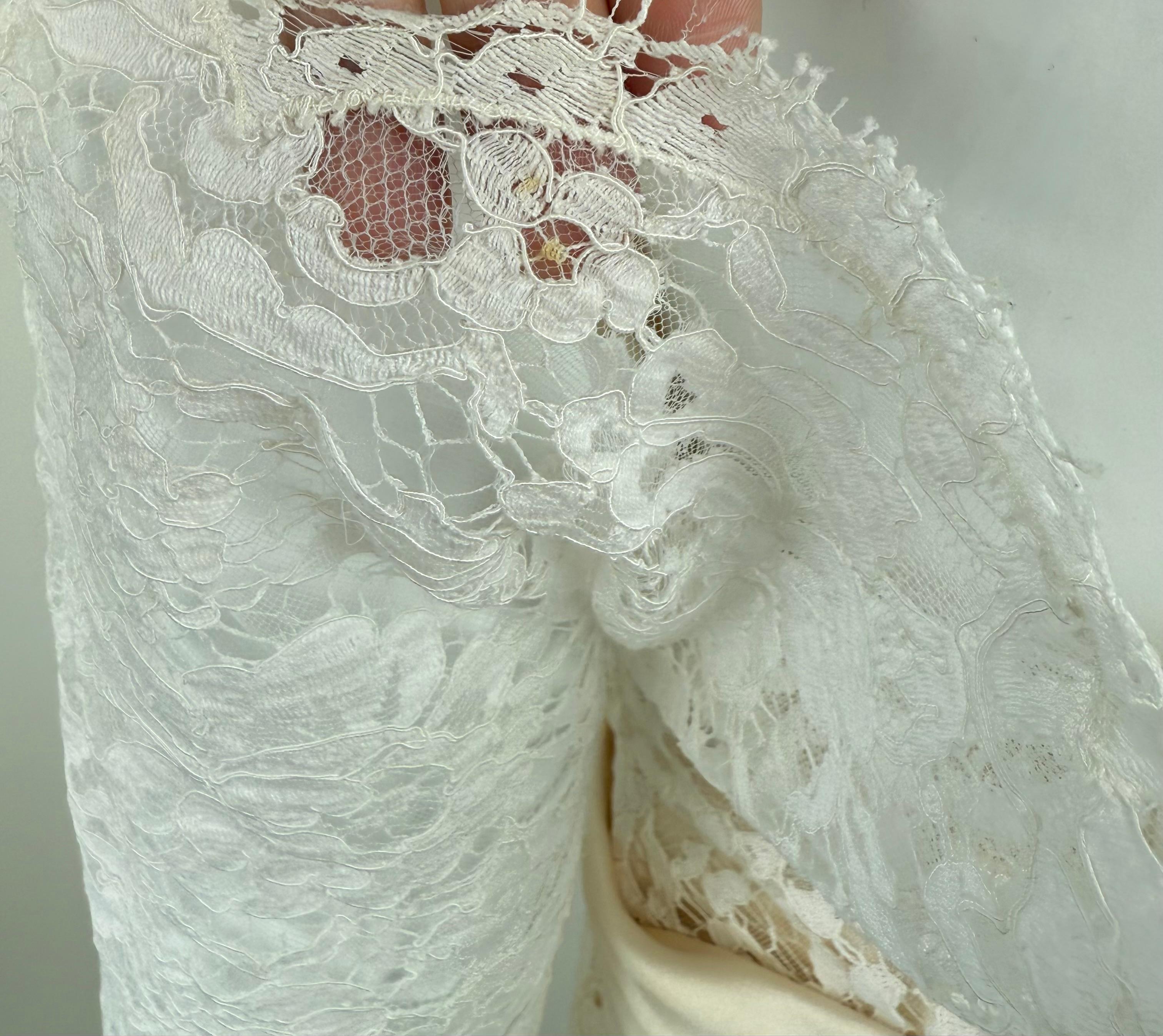 DOLCE & GABBANA 1993 Vintage Lace Wedding Dress Ivory Belt Flower Applique For Sale 15