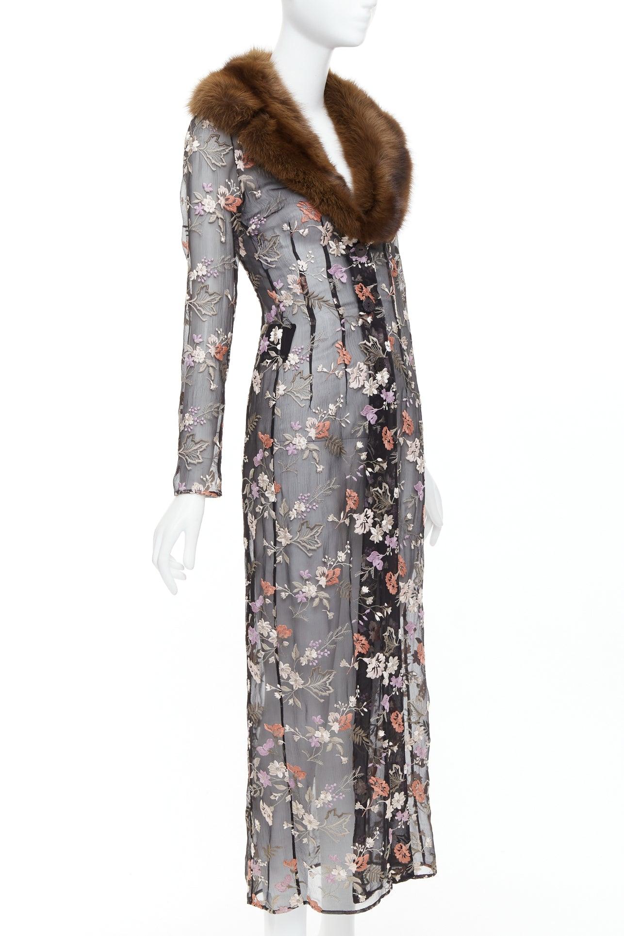DOLCE GABBANA 1997 Vintage Runway fur collar oriental floral embroidery coat In Good Condition For Sale In Hong Kong, NT
