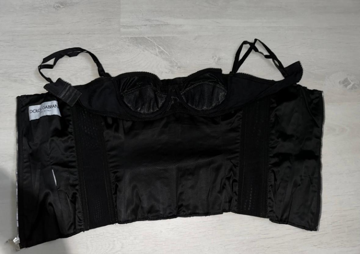 Dolce Gabbana 2000 Lederbesetztes Korsett mit Nieten  Damen im Angebot