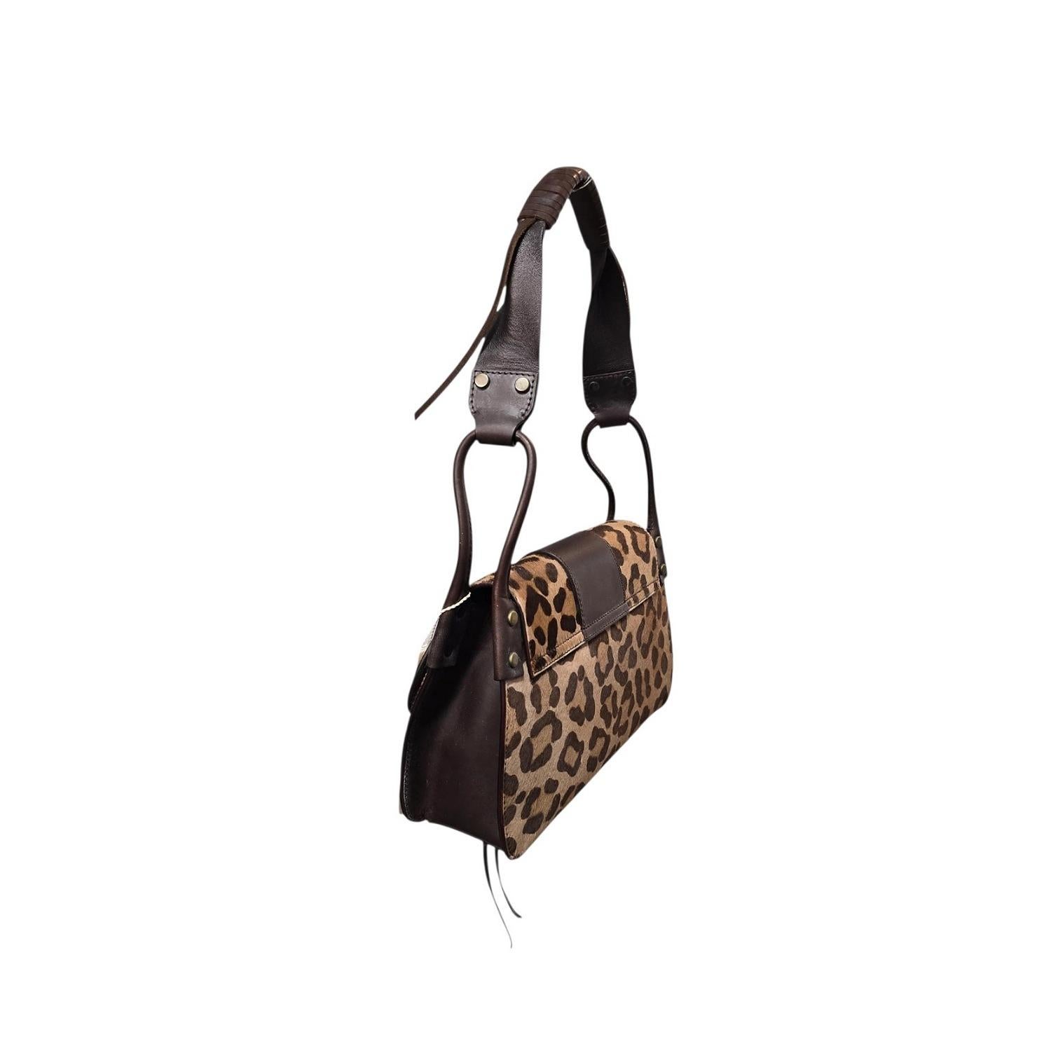 Donna Dolce & Gabbana 2000s Leopard Print Pony Hair Shoulder Bag in vendita